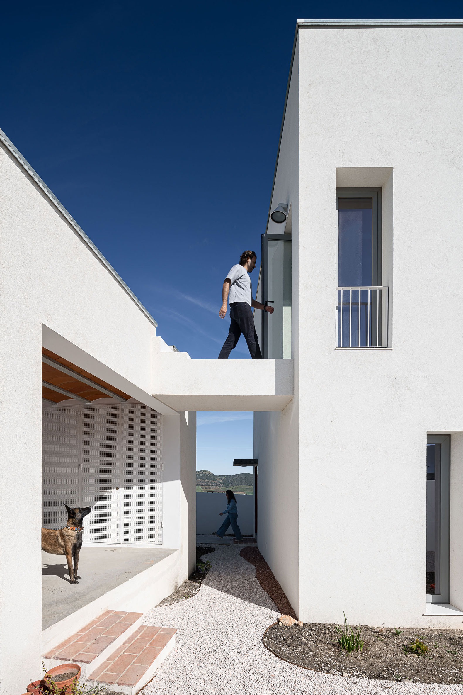 Accordion House by FORarquitectura. Photograph by Juanca Lagares.