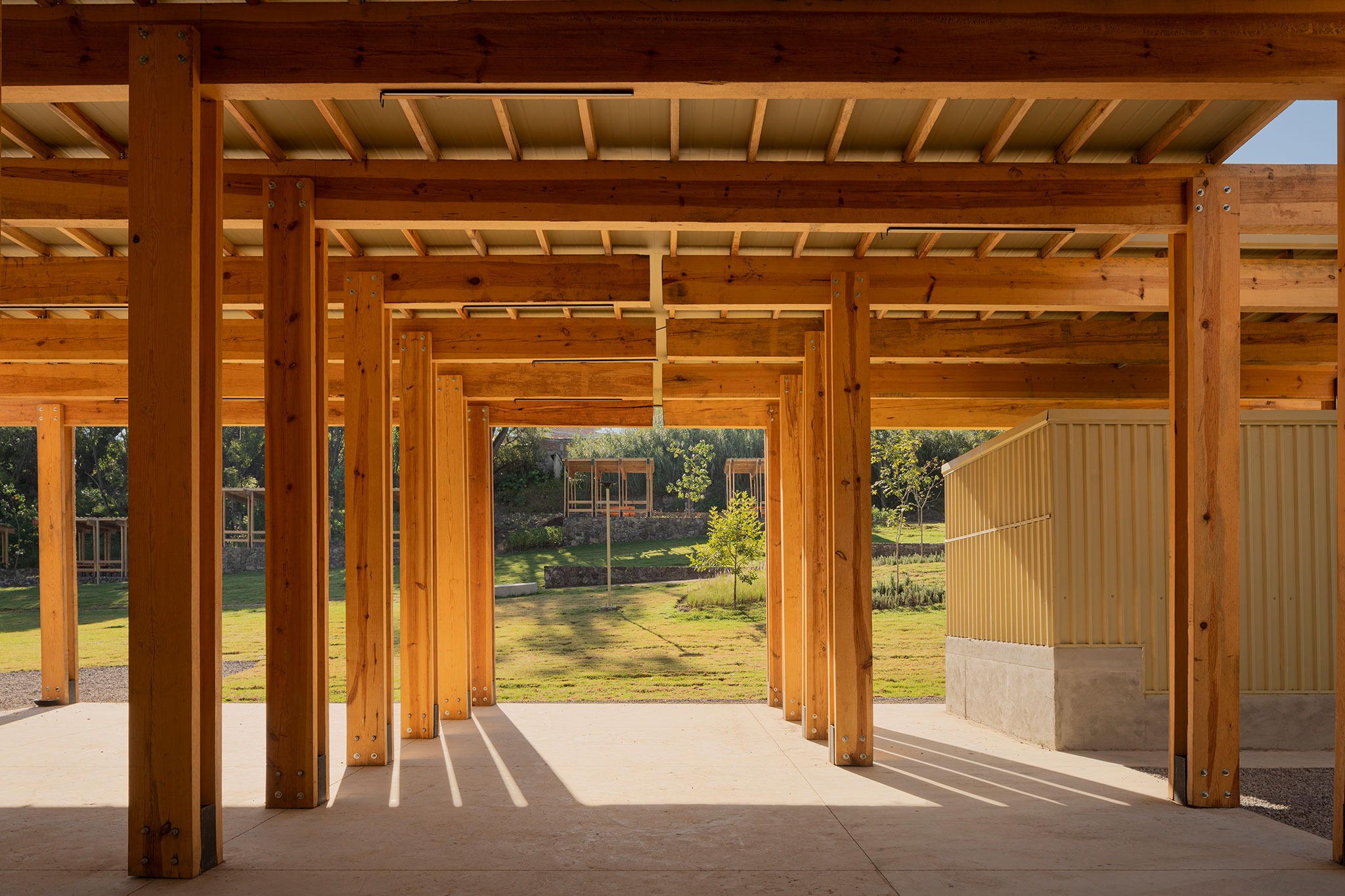 Eco Parque Batanes by 3ME Arquitectura. Photograph by César Belio. Eco Parque Batanes by 3ME Arquitectura. Photograph by César Belio.