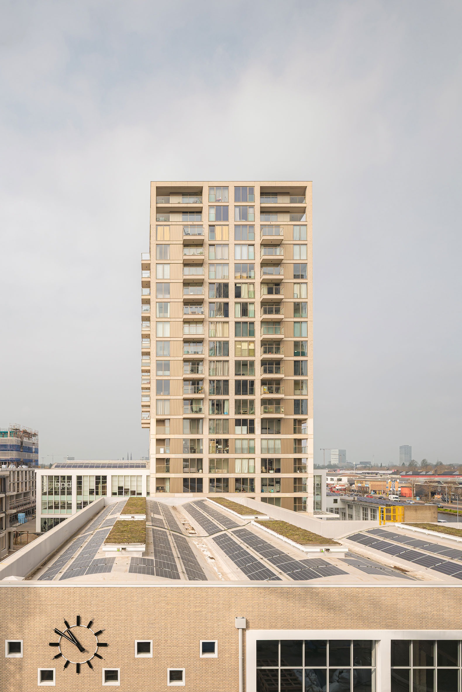 FRESH by KAAN Architecten. Photograph by Sebastian van Damme. FRESH by KAAN Architecten. Photograph by Sebastian van Damme.