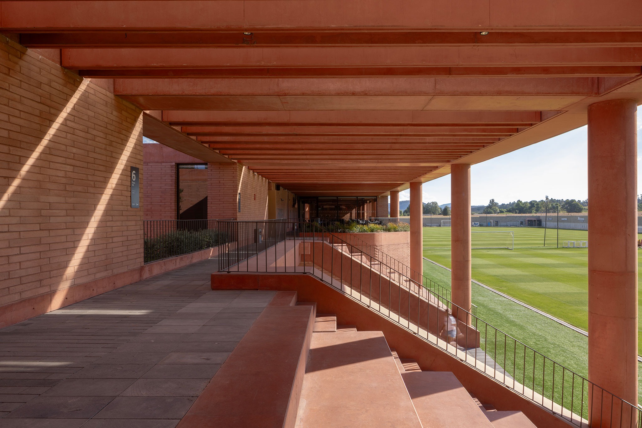Atlas Football Academy by Sordo Madaleno. Photograph by Oscar Caballero.