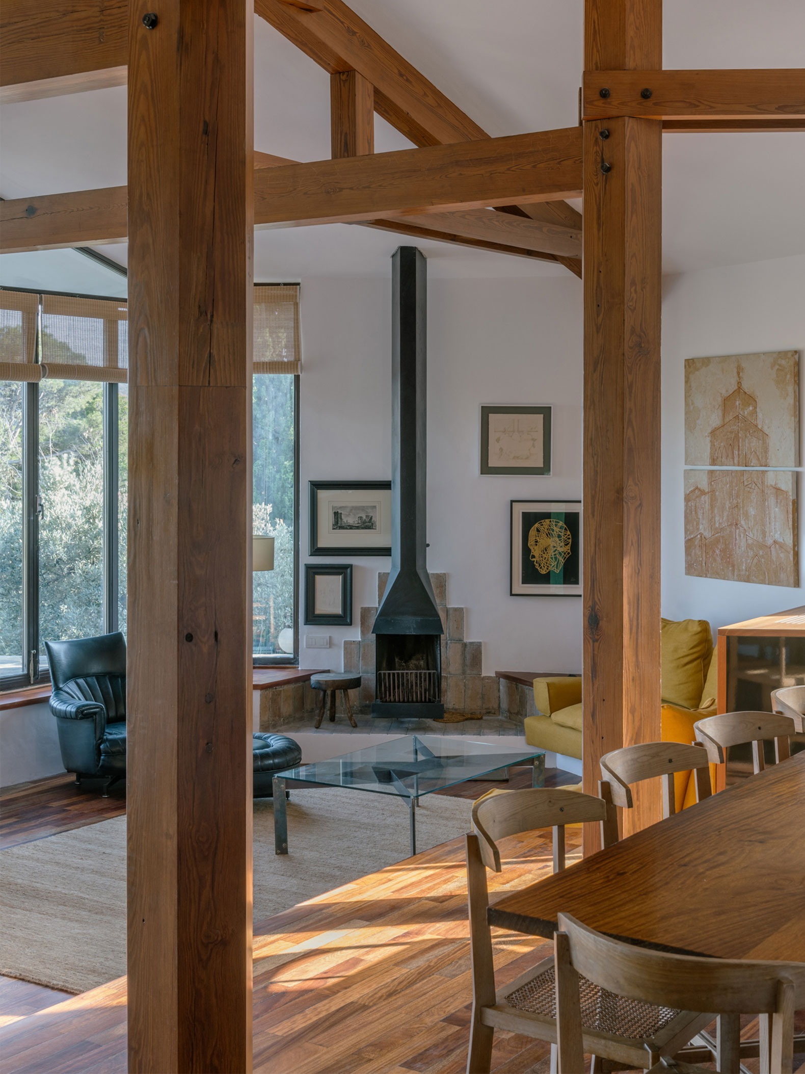 Rumeu House by gr-os architects. Photograph by Simone Marcolin. Rumeu House by gr-os architects. Photograph by Simone Marcolin.