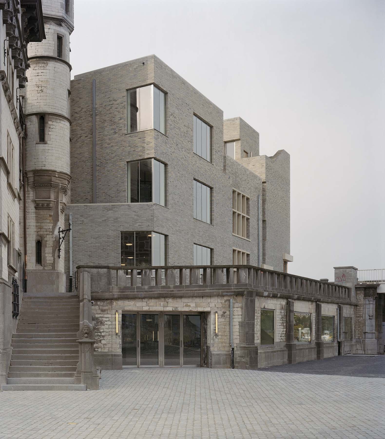 New Het Steen by noAarchitecten. Photograph by Kim Zwarts. New Het Steen by noAarchitecten. Photograph by Kim Zwarts.