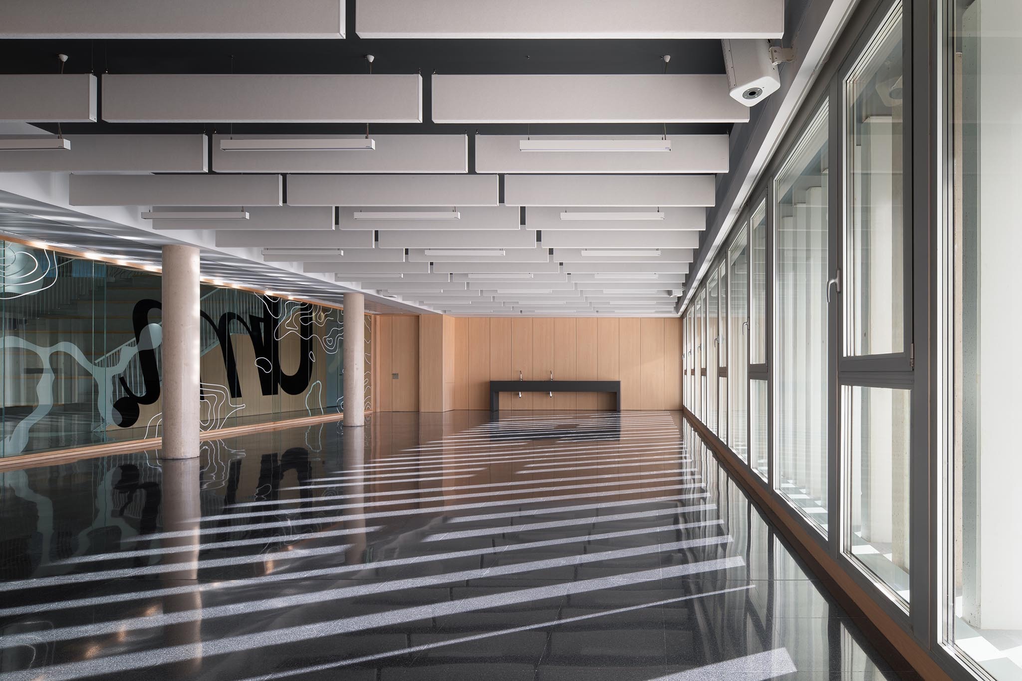 IES Vía de la Plata by ABLM Arquitectos. Photograph by Gabriel Gallegos Alonso. IES Vía de la Plata by ABLM Arquitectos. Photograph by Gabriel Gallegos Alonso.