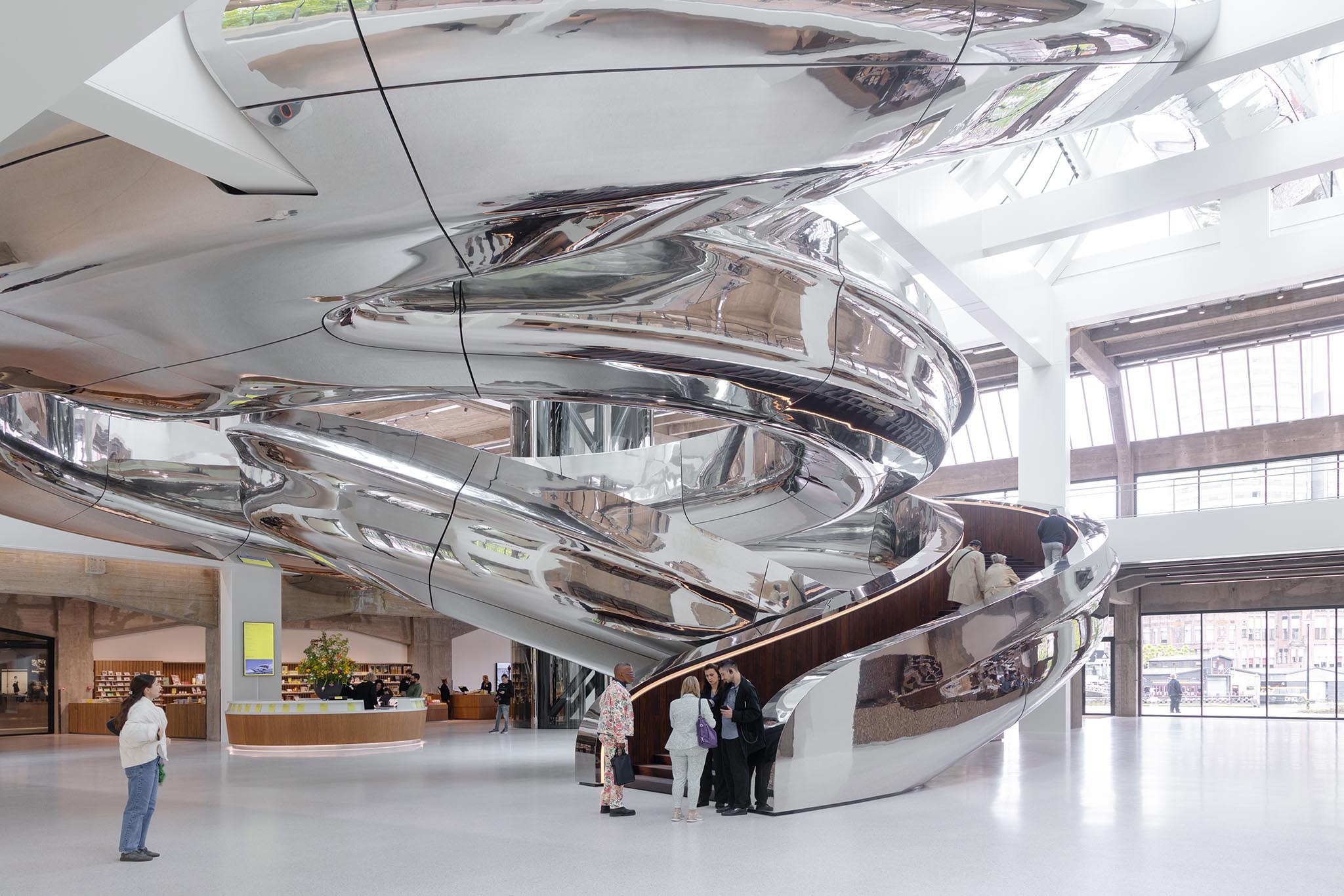 Fenix by Ma Yansong / MAD. Photograph by Arch-Exist. Fenix by Ma Yansong / MAD. Photograph by Arch-Exist.