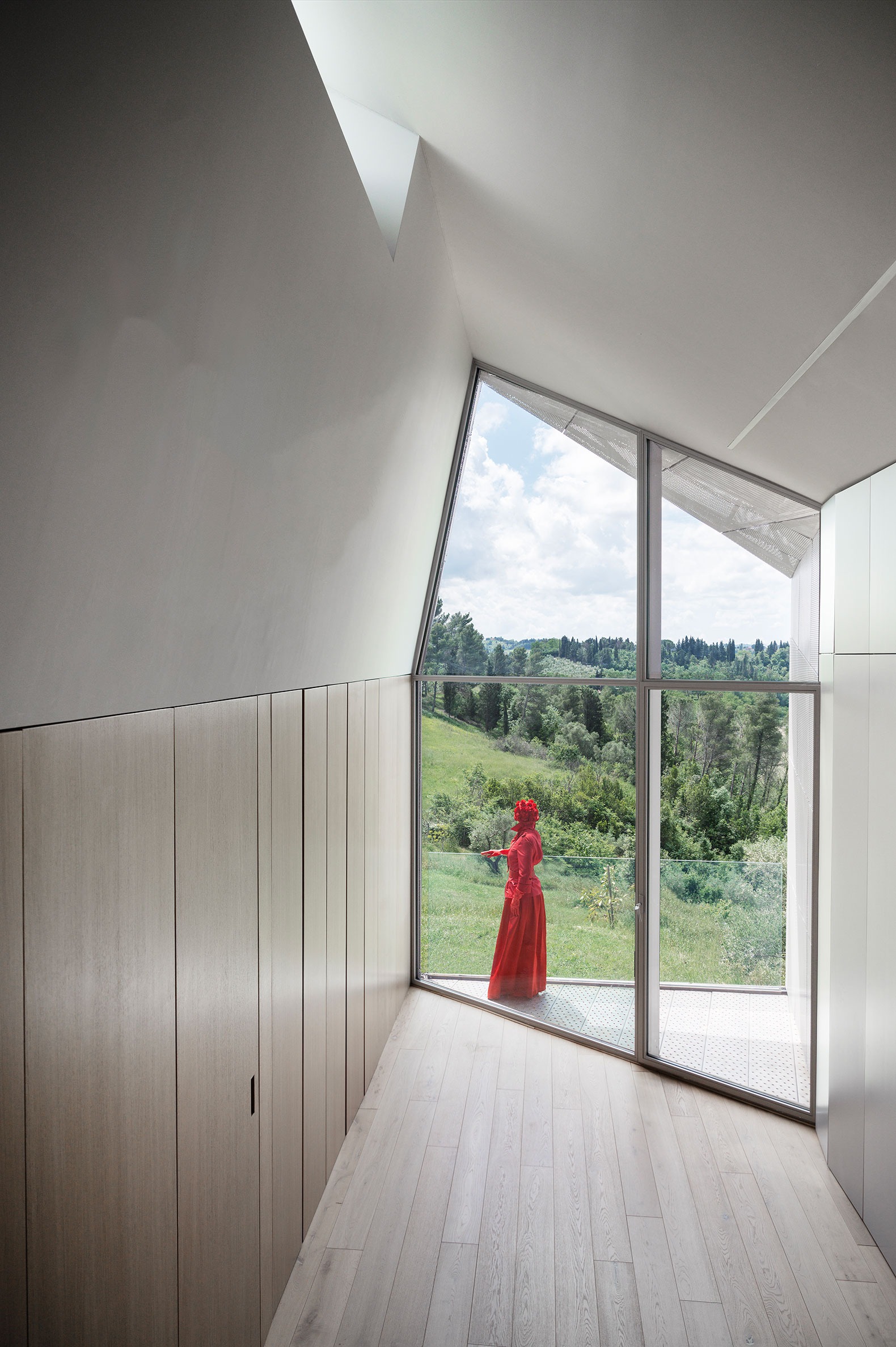 CASA SOTTO LA NUVOLA por LDA.iMdA ARCHITECTS. Fotografía por medullastudiomedulla CASA SOTTO LA NUVOLA por LDA.iMdA ARCHITECTS. Fotografía por medullastudiomedulla
