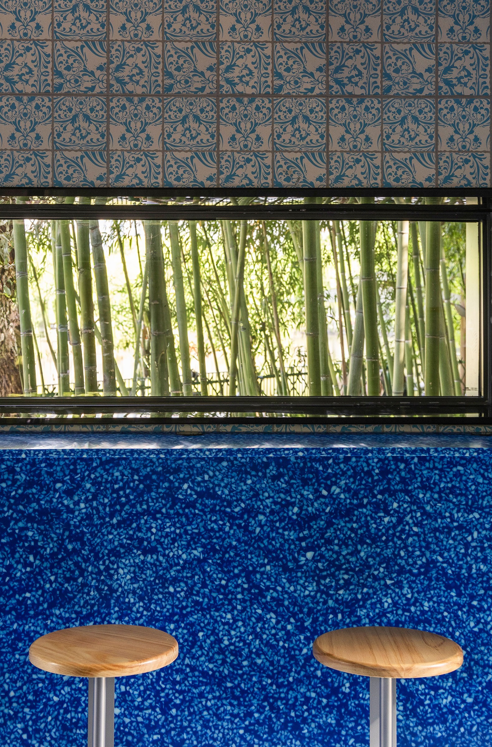 The Lake House – Life Experience Pavilion by Wutopia Lab. Photograph by Guowei Liu. The Lake House – Life Experience Pavilion by Wutopia Lab. Photograph by Guowei Liu.