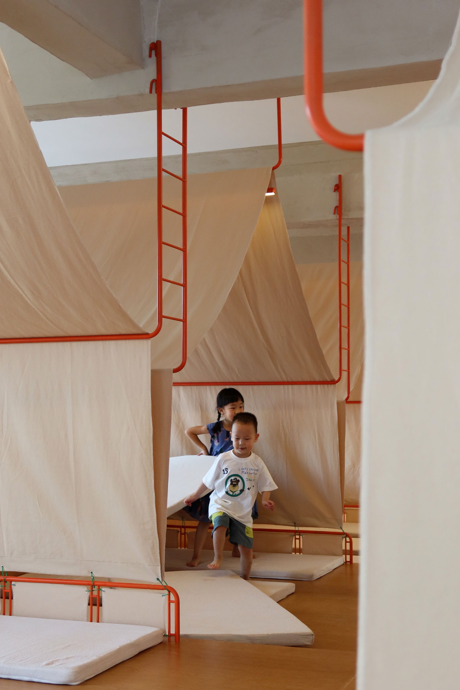 DEYA Day Care and After-School Center by 11-Design. Photography by Cao Rong DEYA Day Care and After-School Center by 11-Design. Photography by Cao Rong