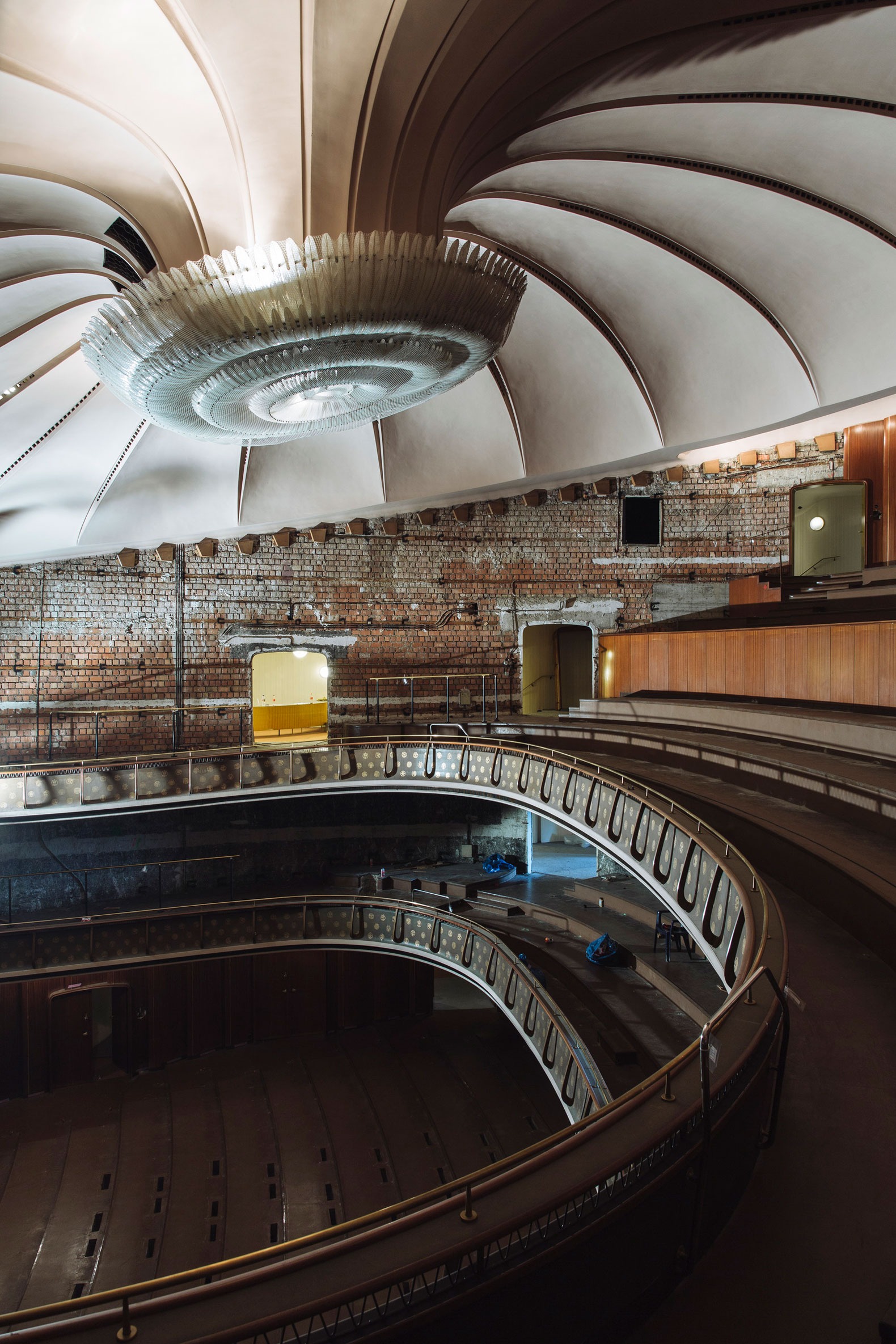 Theater hall, during reconstruction, 2019 © Florian Waadt and Nikolas Hagele / City of Augsburg