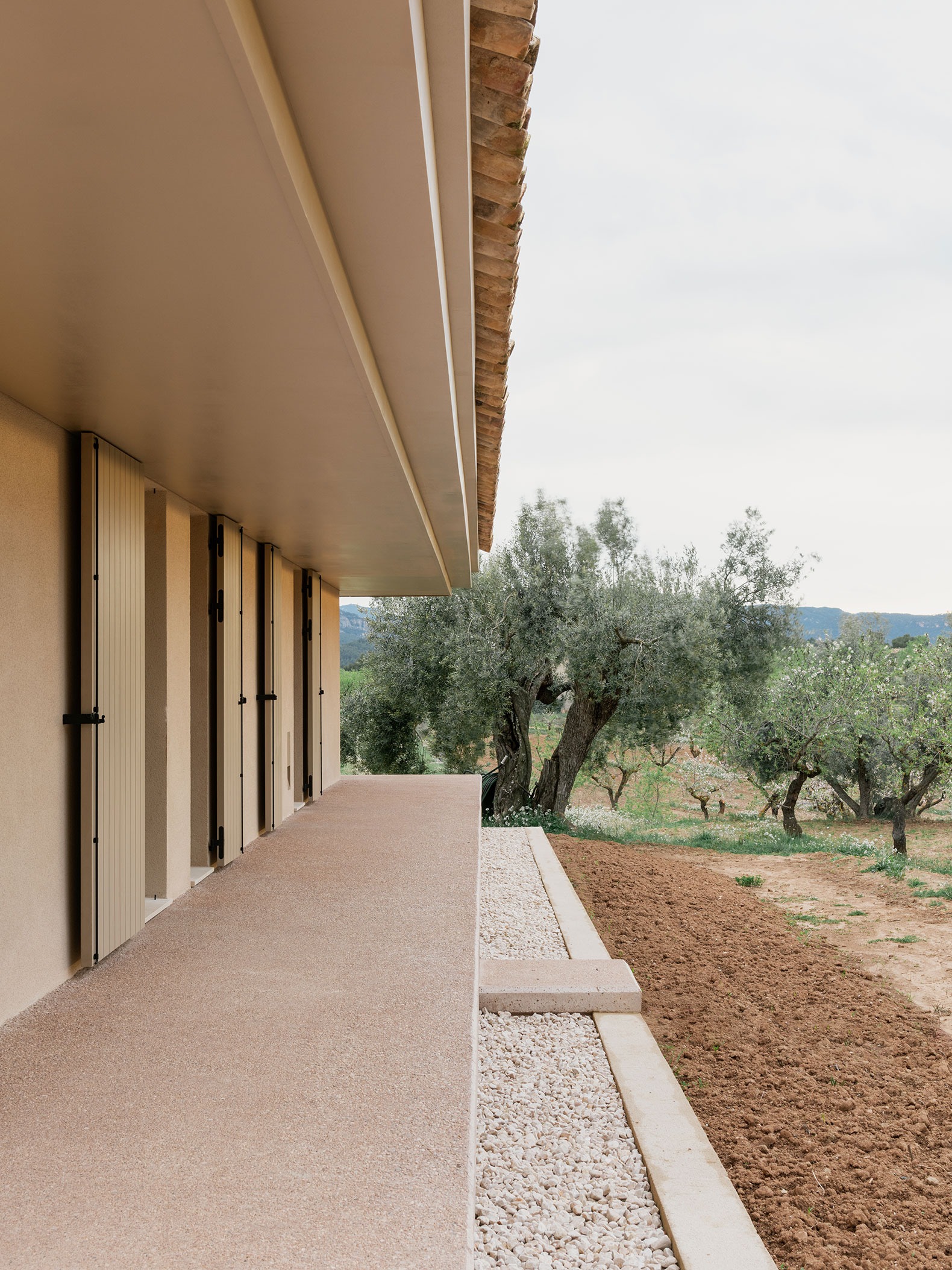 "Casa EF" by MDBA. Photography by Simone Marcolin. "Casa EF" by MDBA. Photography by Simone Marcolin.