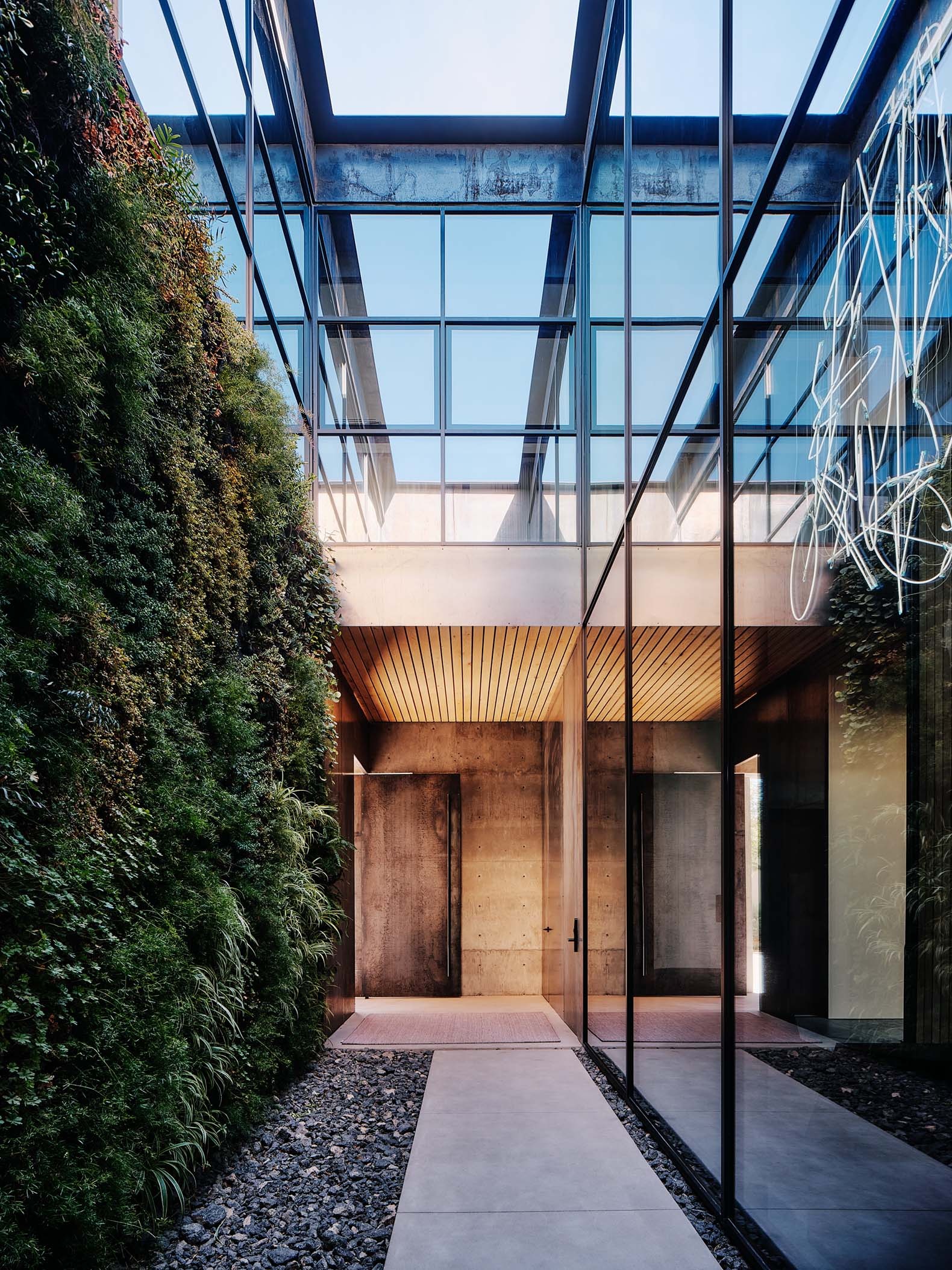Red Rock House by Faulkner Architects. Photograph by Joe Fletcher Red Rock House by Faulkner Architects. Photograph by Joe Fletcher