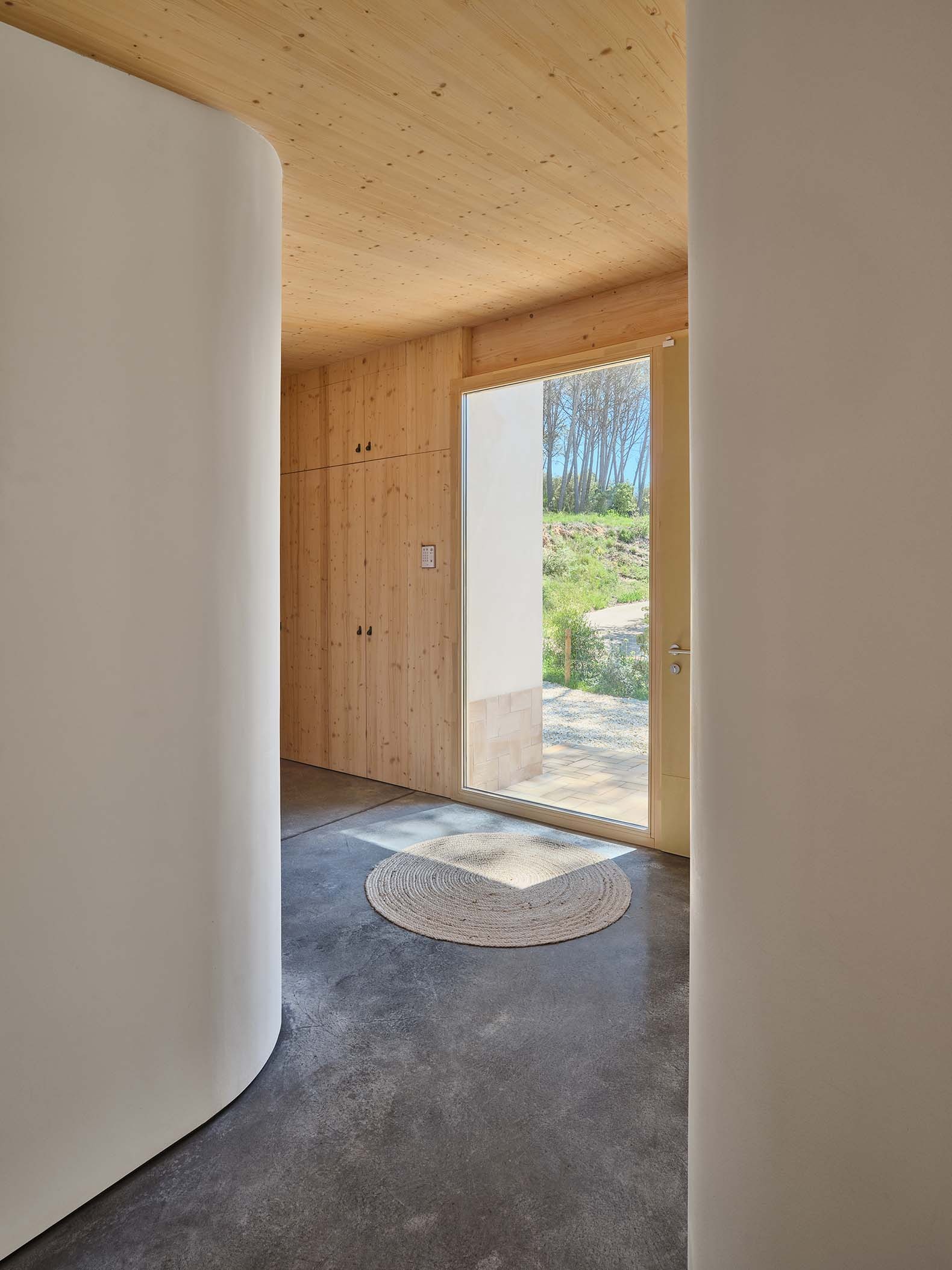 Butterfly por Tallerdarquitectura. Fotografái por Adrià Goula. Butterfly por Tallerdarquitectura. Fotografái por Adrià Goula.