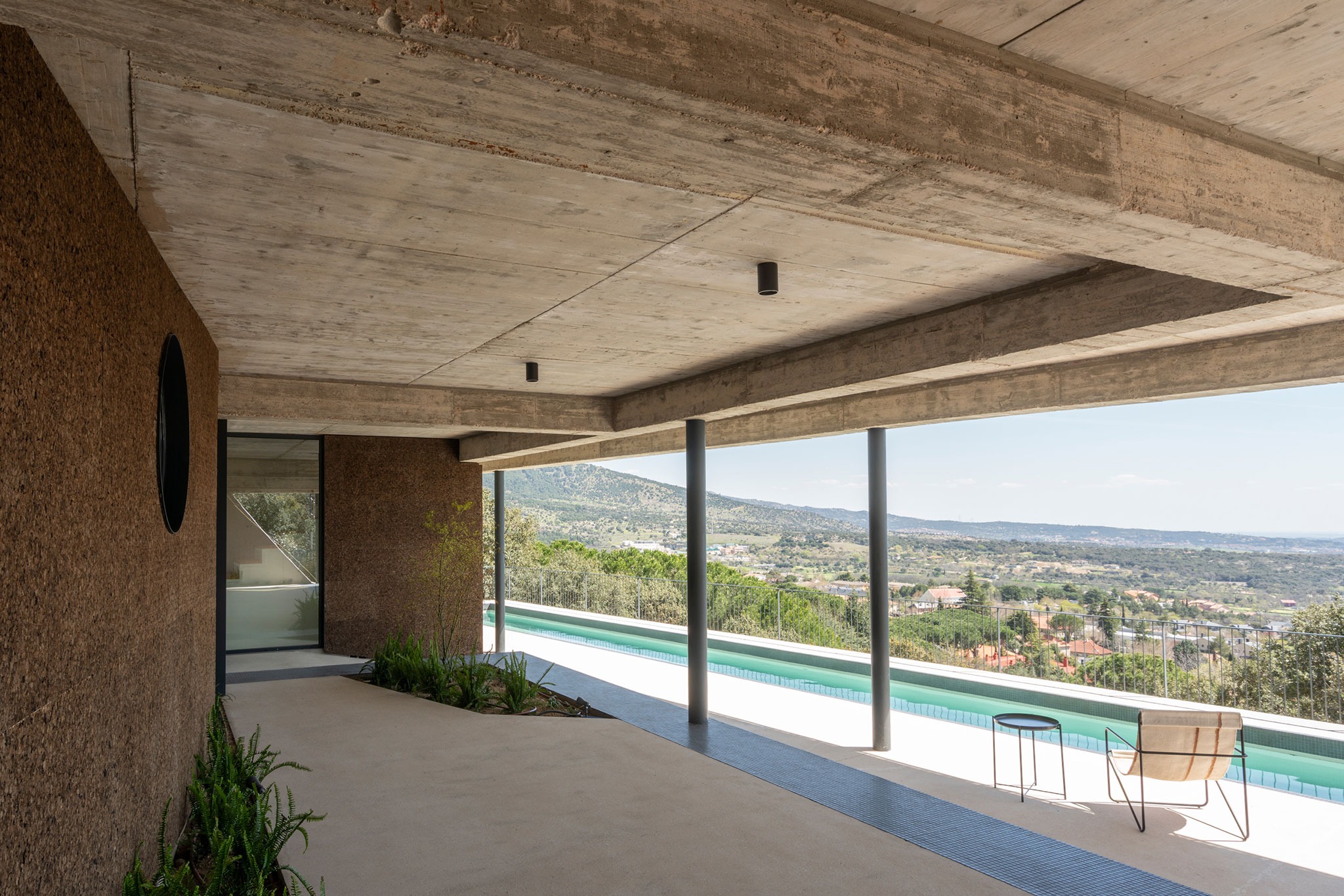 The Grasshome by EME157. Photography by Luis Asín The Grasshome by EME157. Photography by Luis Asín