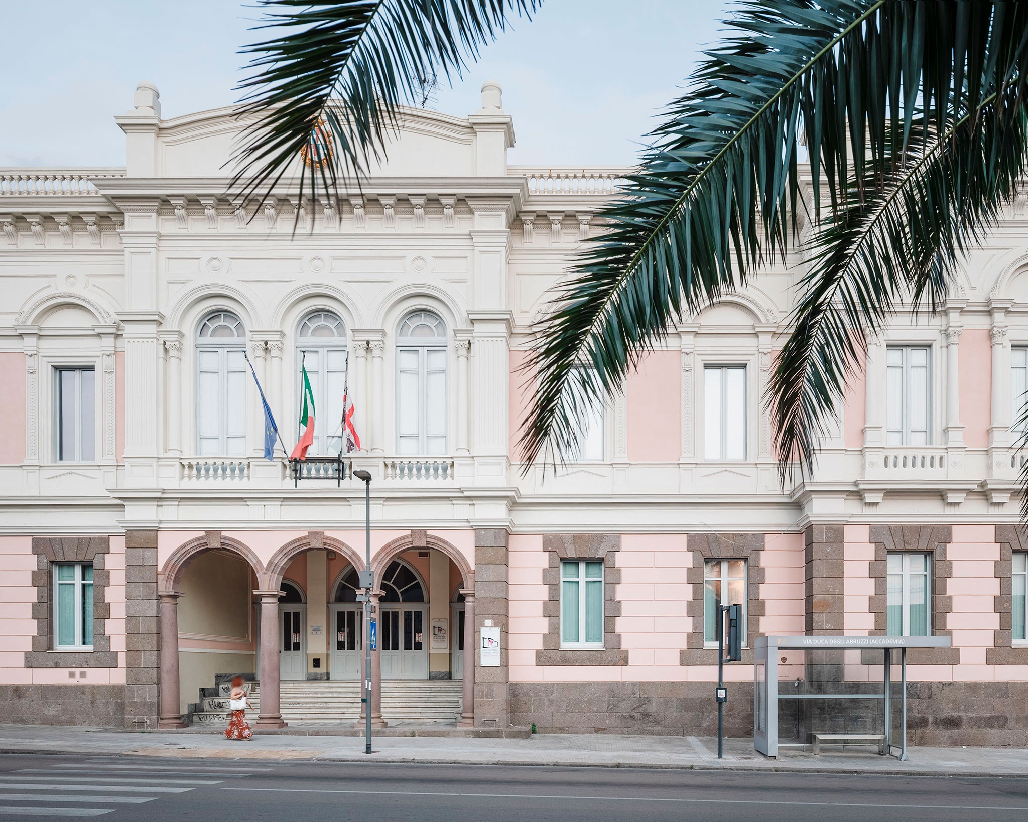 Academy of Fine Arts “M.Sironi” by Studio Associato di Architettura LERUA. Photography by Aldo Amoretti