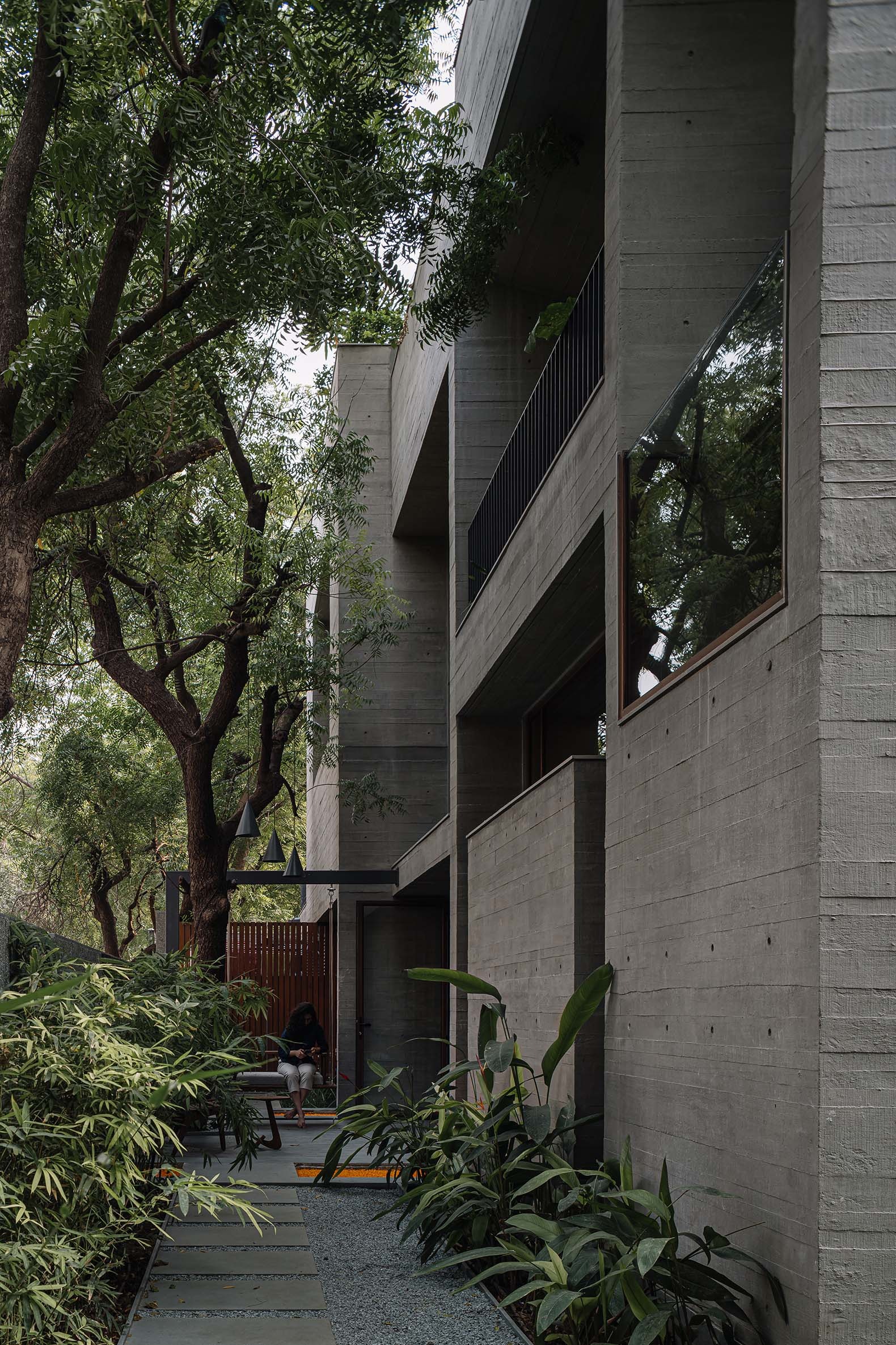 MS House by Studio Saransh. Photograph by Ishita Sitwala.