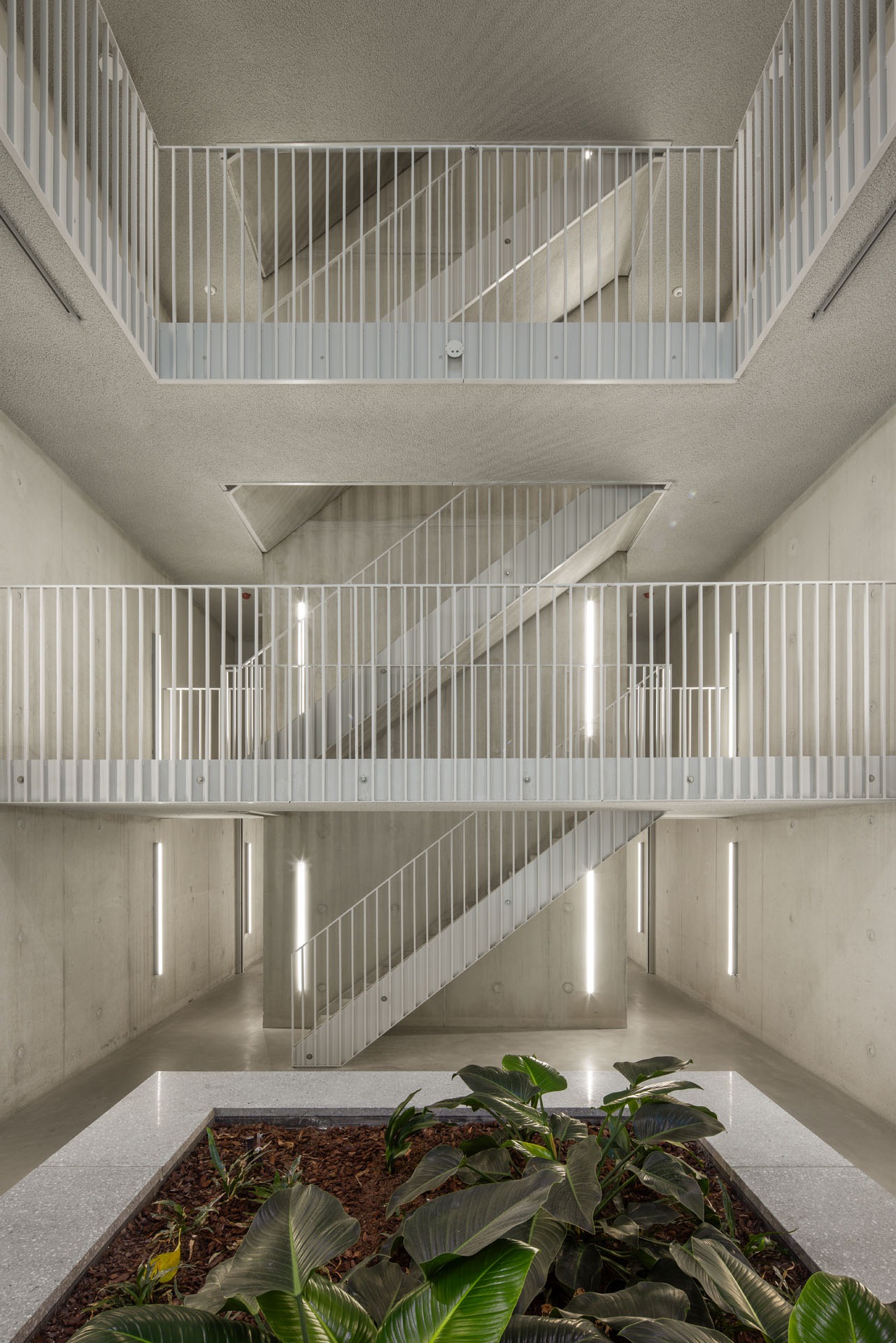 Social Housing Complex "De Vrijheid" by Atelier Kempe Thill architects and planners. Photograph by Ulrich Schwarz. Social Housing Complex "De Vrijheid" by Atelier Kempe Thill architects and planners. Photograph by Ulrich Schwarz.