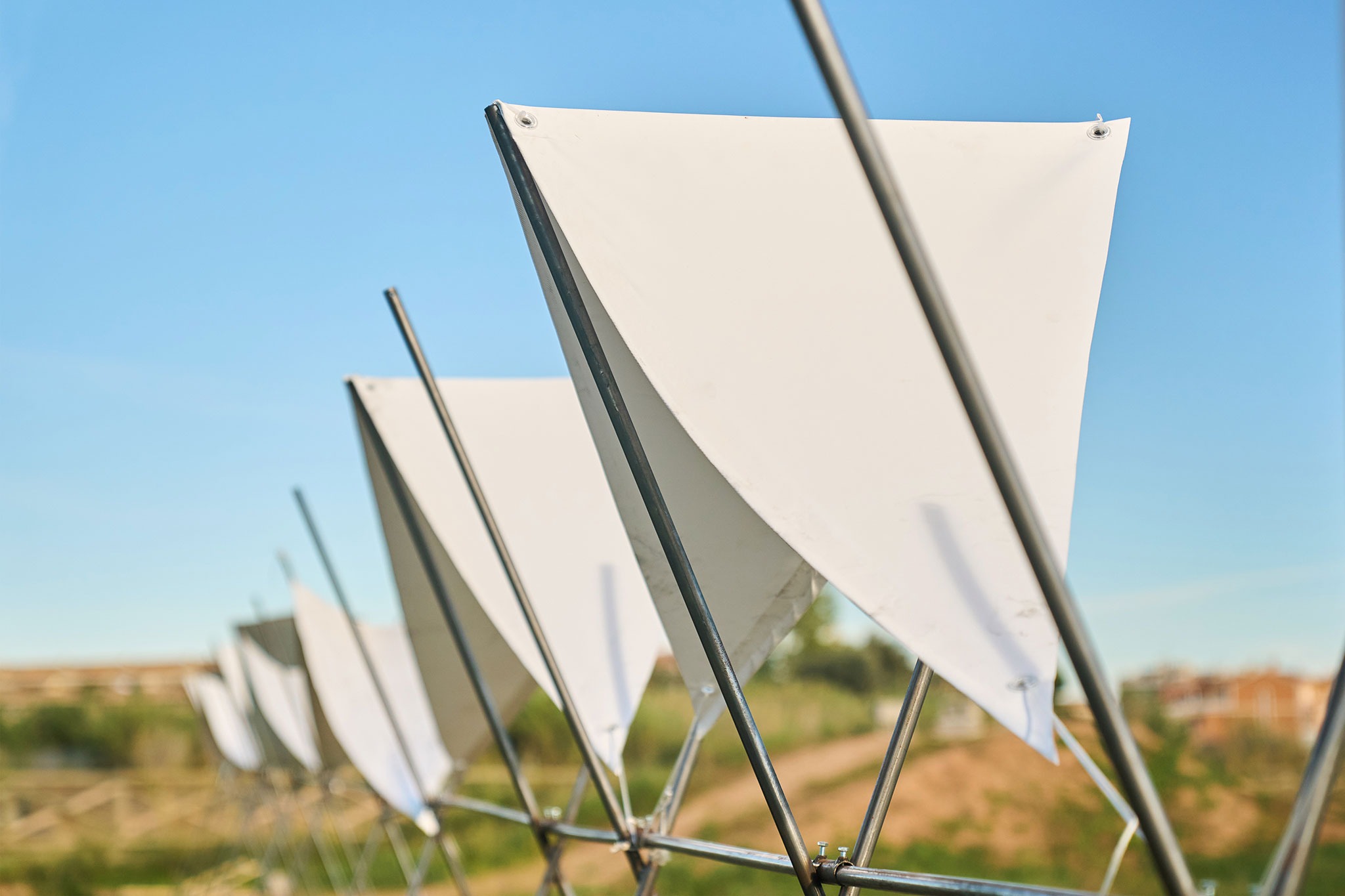 Pabellón 100 metros lineales por Pablo Paradinas Sastre y Eletres Studio. Fotografía por Sergi Villanueva.