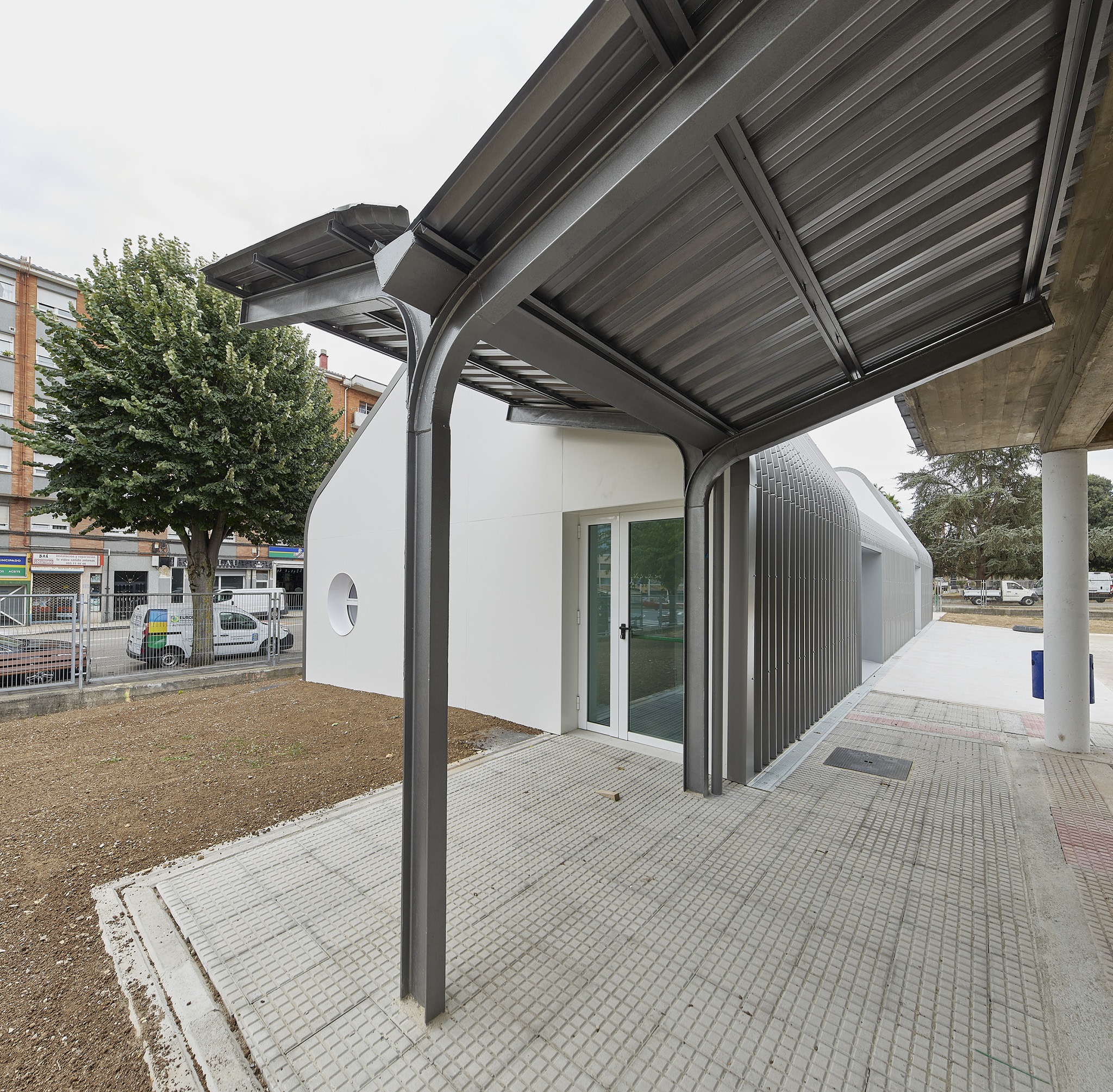Ventanielles Children's Dining Hall by Rogelio Ruiz + Macario G. Astorga. Photograph by Marcos Morilla.