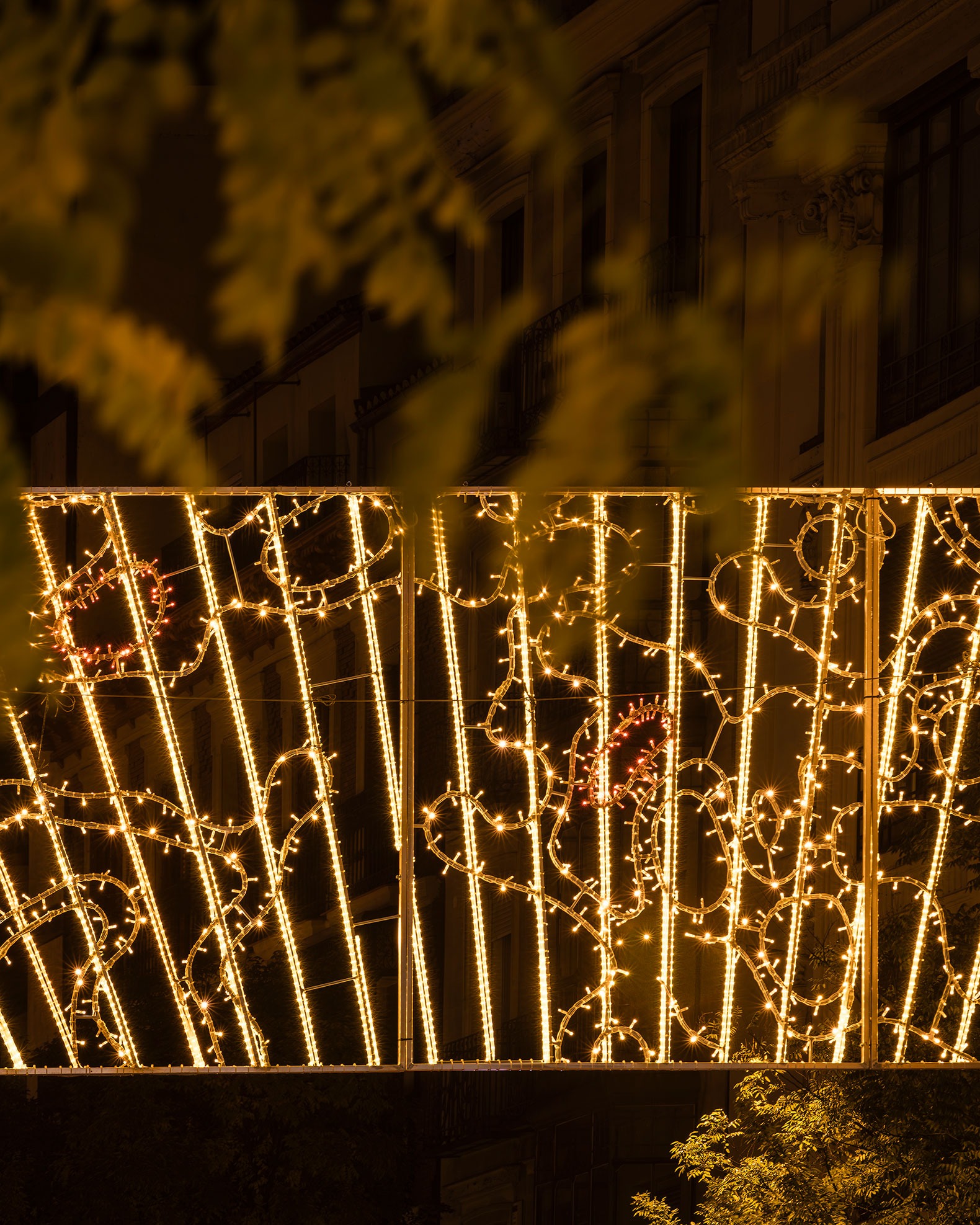 "Eternal Sunrise" Light Installation in Goya by Ben Busche / Brut Deluxe. Photograph by ImagenSubliminal.