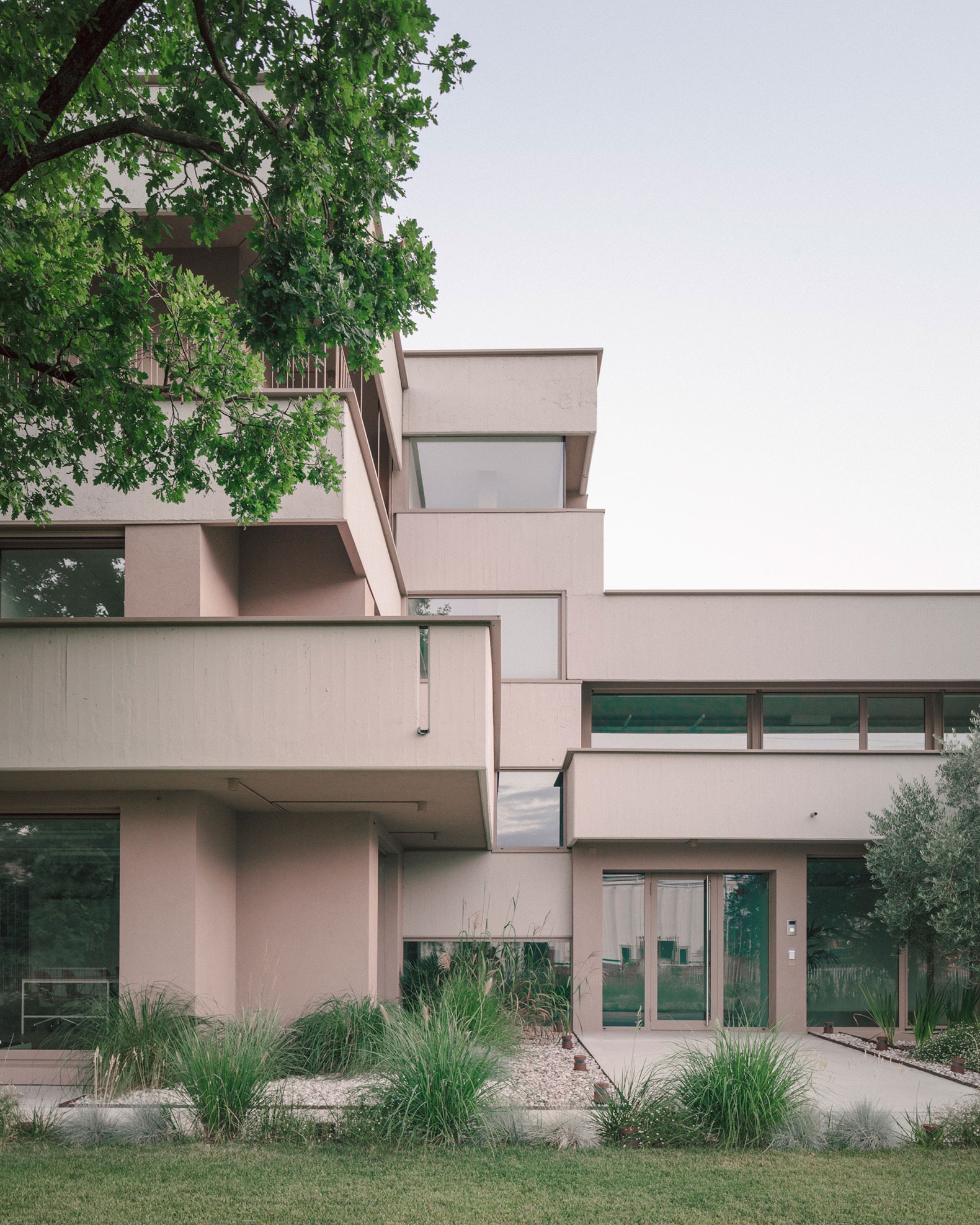 Industrial Redevelopment for Dante Negro. Photograph by Aldo Amoretti.