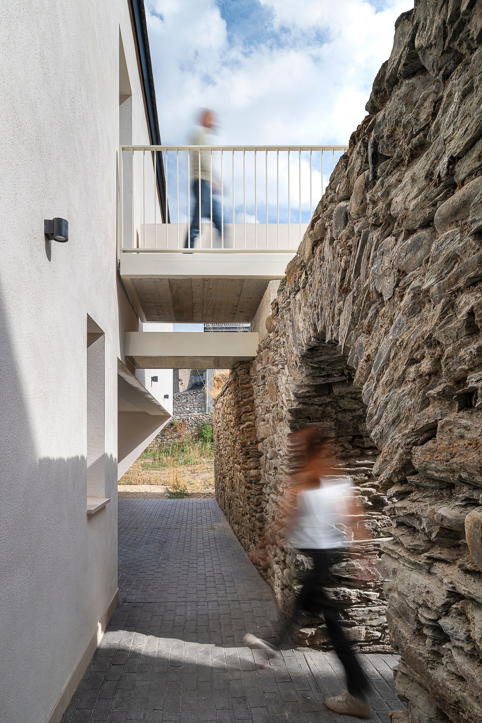 CL House by Estudio Arquitectura Hago. Photograph by Gabriel Gallego.
