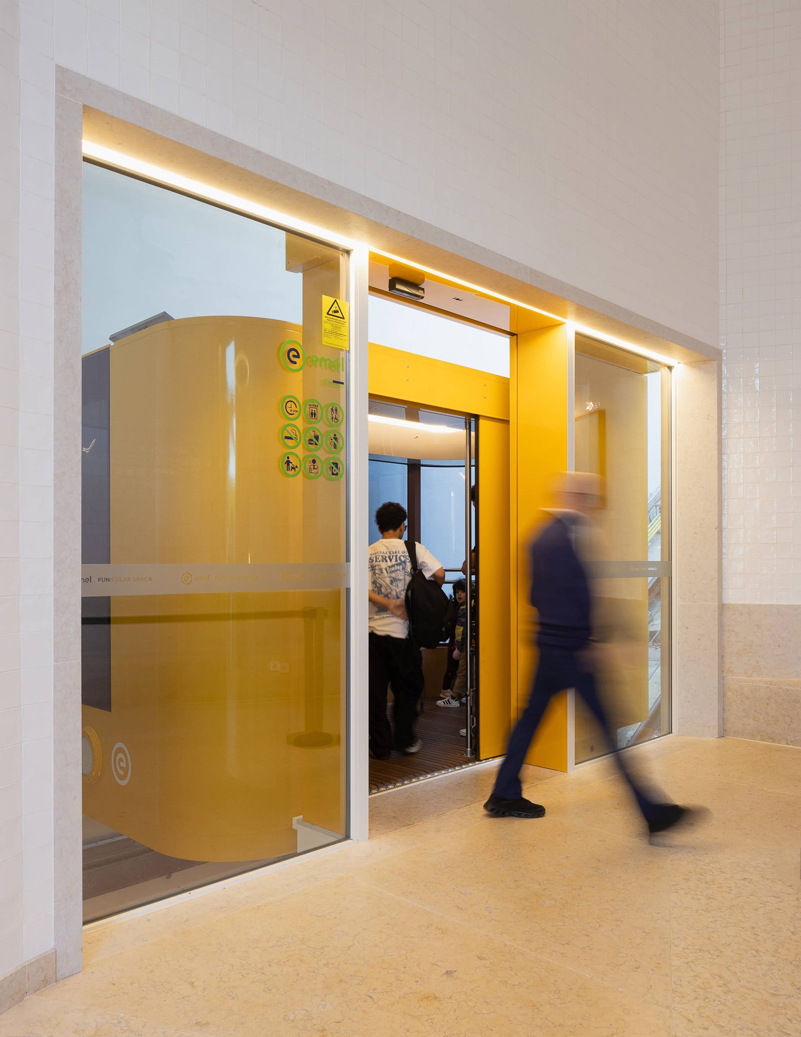 Graça Funicular por Atelier Bugio. Fotografía por Alexander Bogorodskiy.