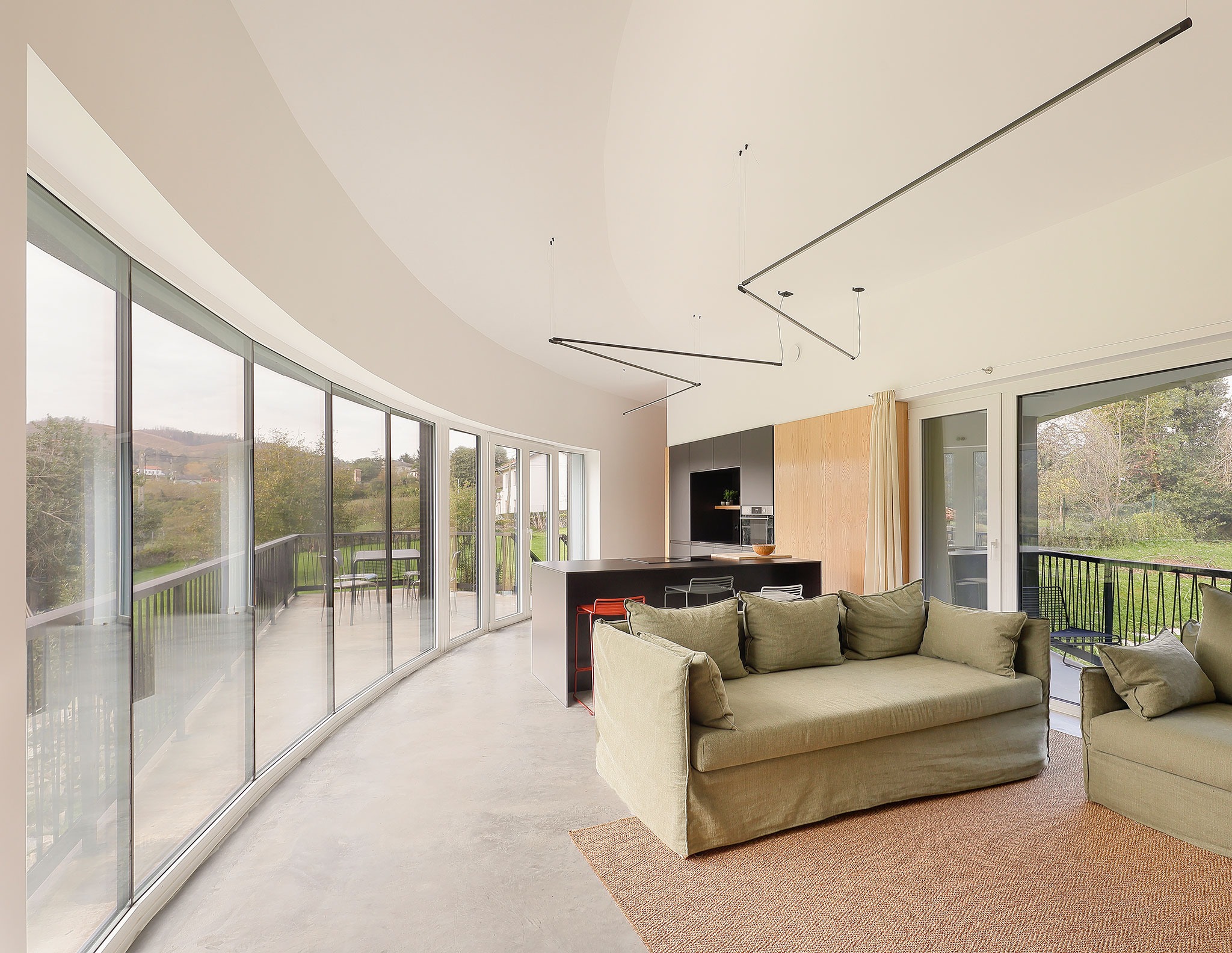 Vivienda unifamiliar «Big Fish» por F5 Proyectos y Arquitectura. Fotografía por Iván Morán. 