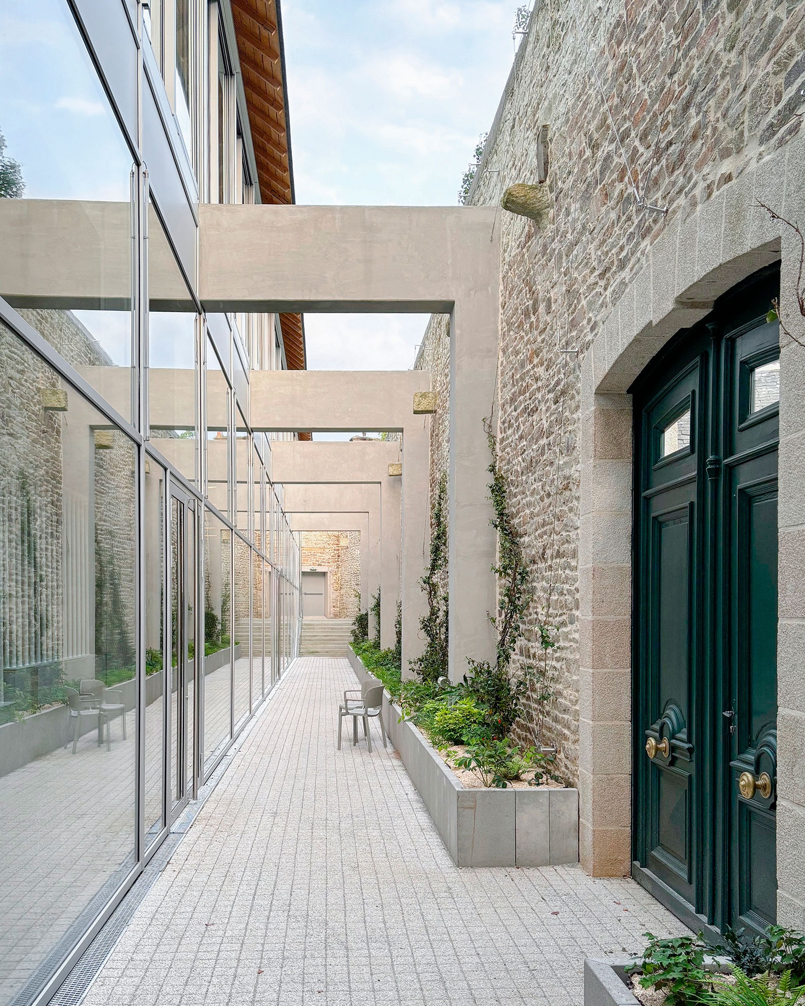 "Third Place Flow" by Office Zola architectes. Photograph by Maxime Delvaux.