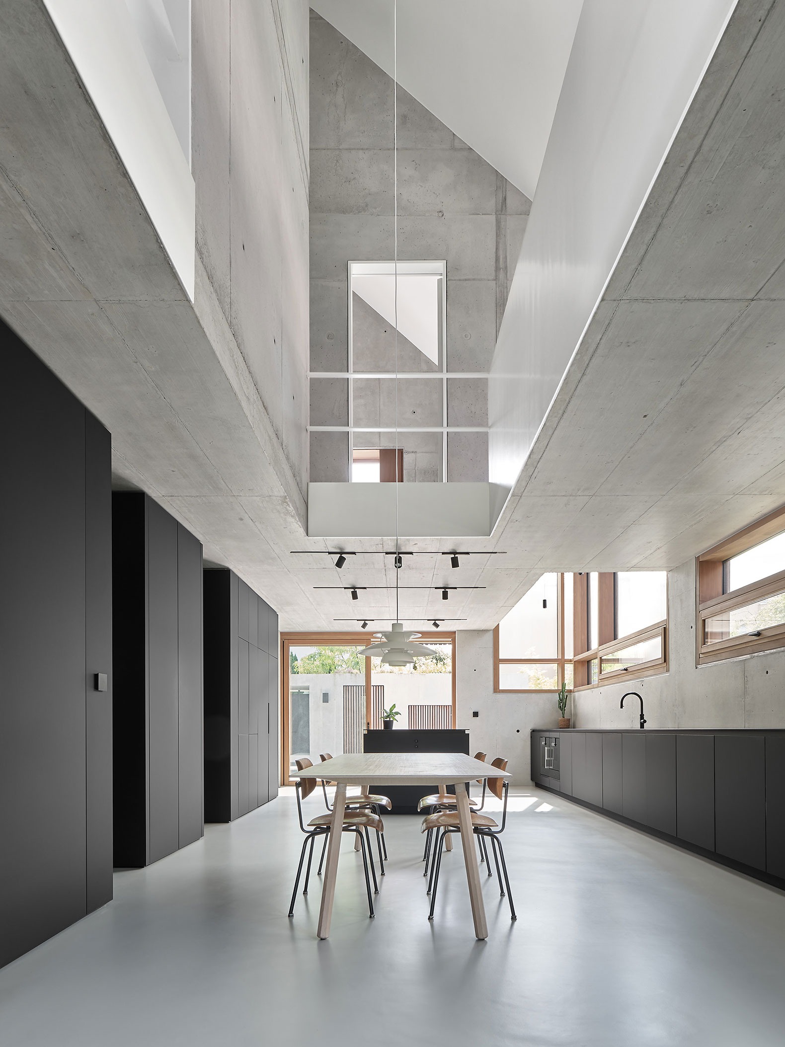 Casa JES por Rommel, Wagenpfeil Architekten. Fotografía por Zooey Braun. 