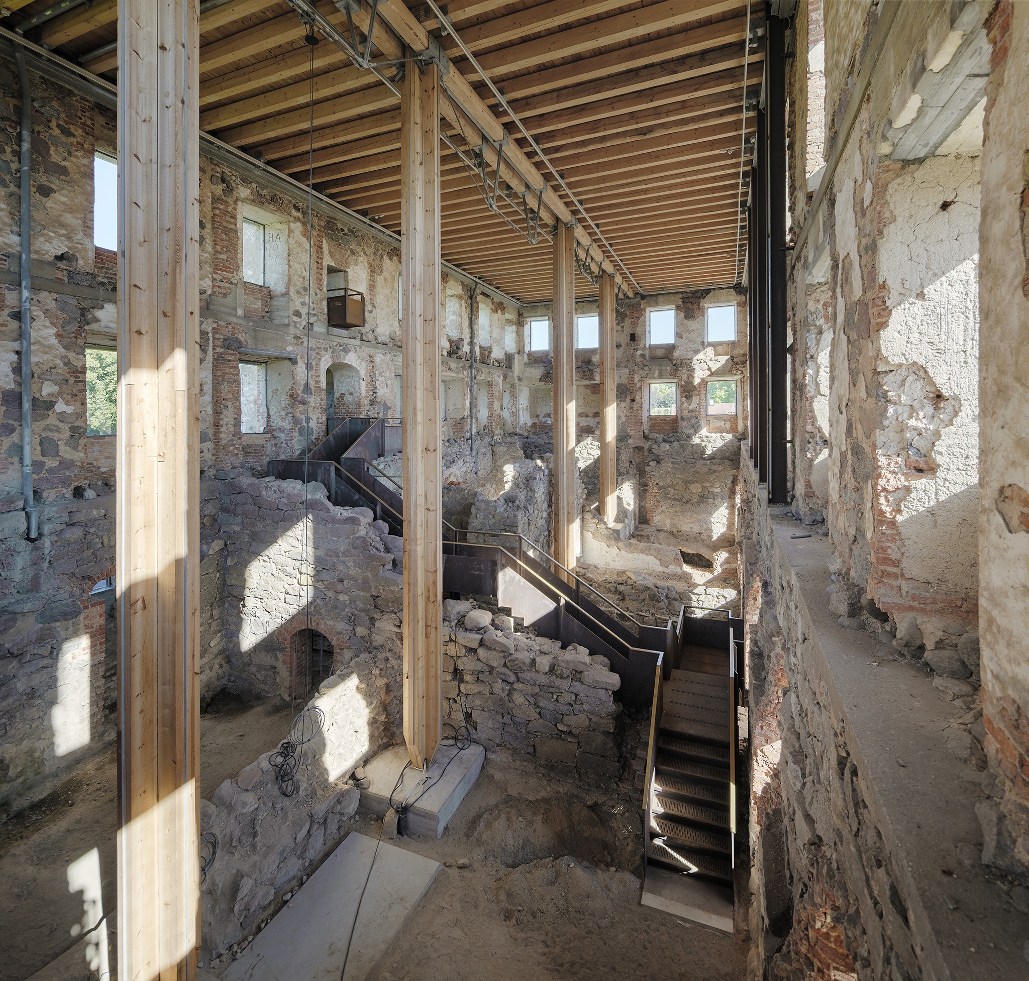 Stjärnorp Castle Ruin by Wikerstål Arkitekter / Tengbom Arkitekter. Photograph by Felix Gerlach