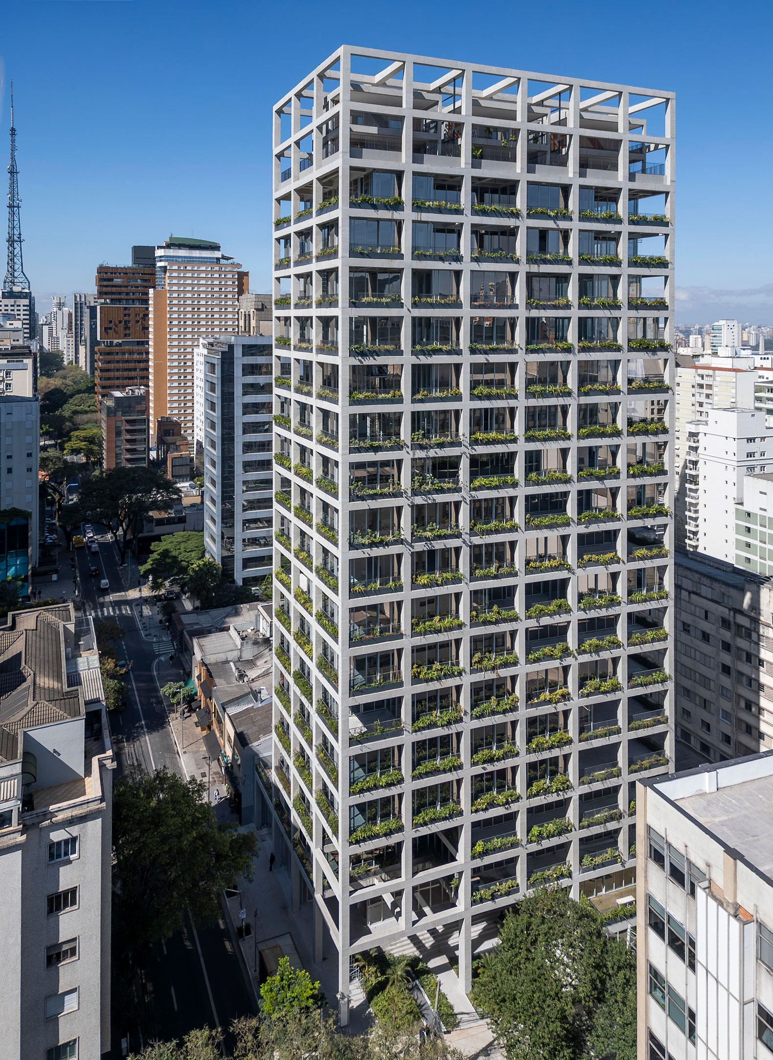 Inspira SP por Triptyque. Fotografía por Triptyque Architecture