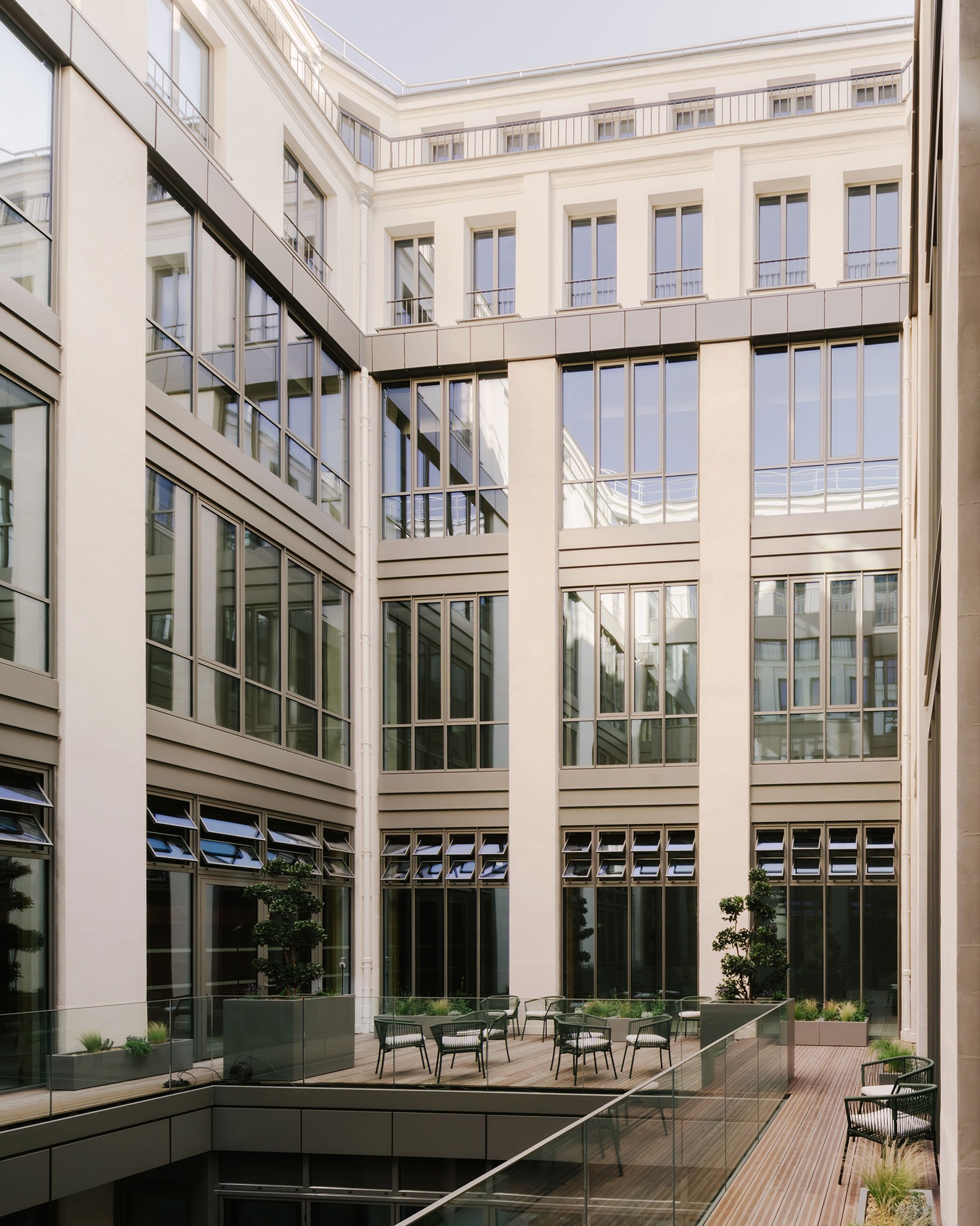 "Sentier" by COVE Architectes + CALQ Architectes. Photograph by Maxime Verret.