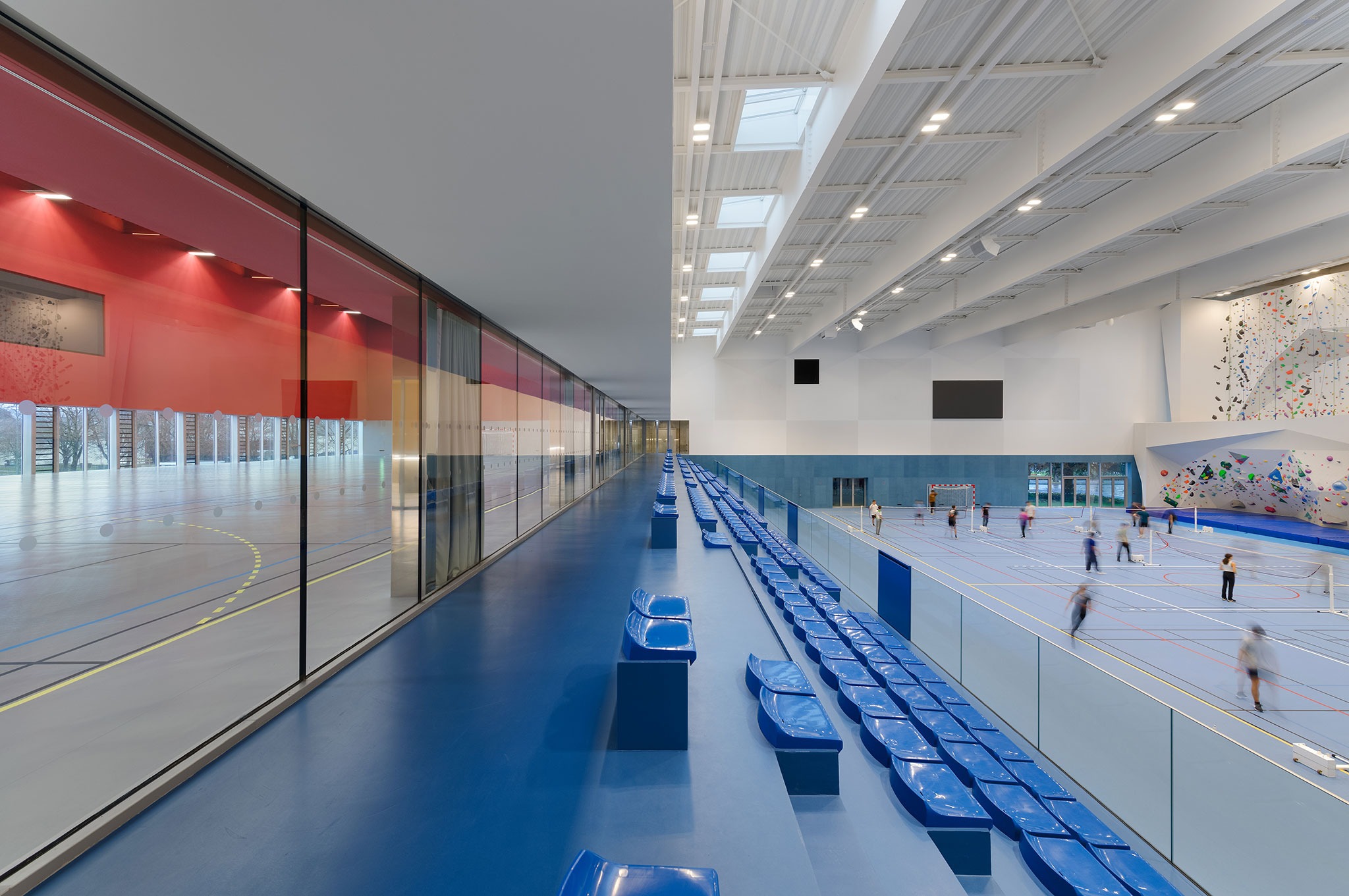 SPOT Multipurpose Sports Centre in Thionville by Dominique Coulon & associés. Photograph by Eugeni Pons.