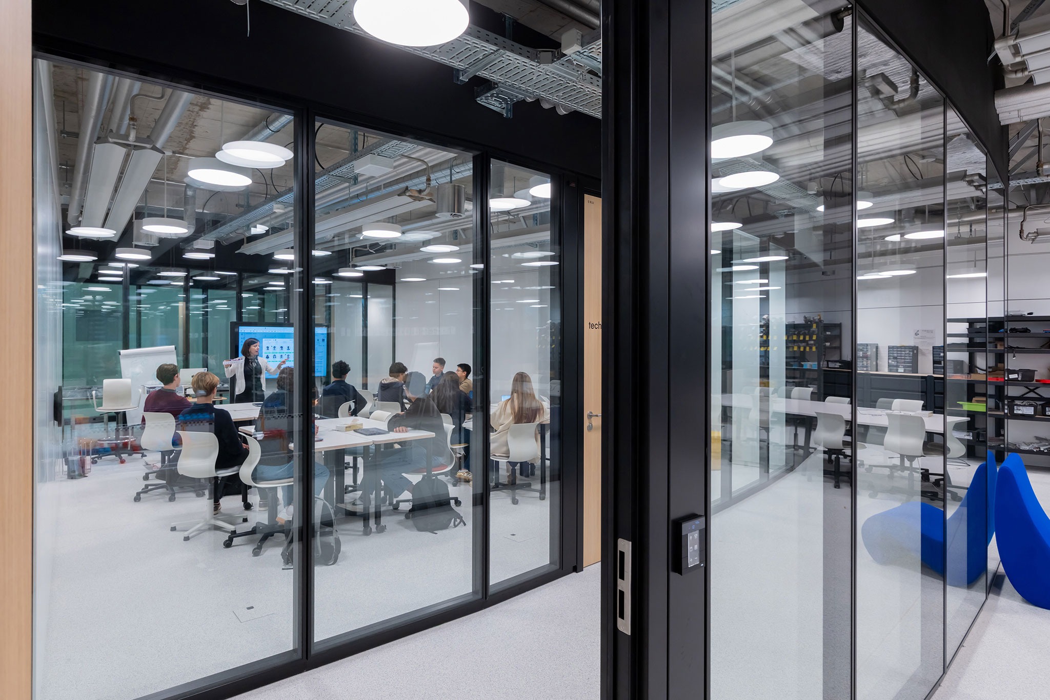 «Philo» por Bernard Tschumi. Fotografía por Iwan Baan.