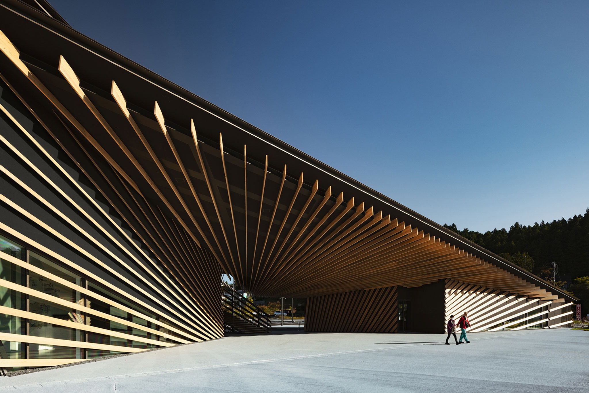 Absorbing perspective. Minamisanriku 311 Memorial by Kengo Kuma