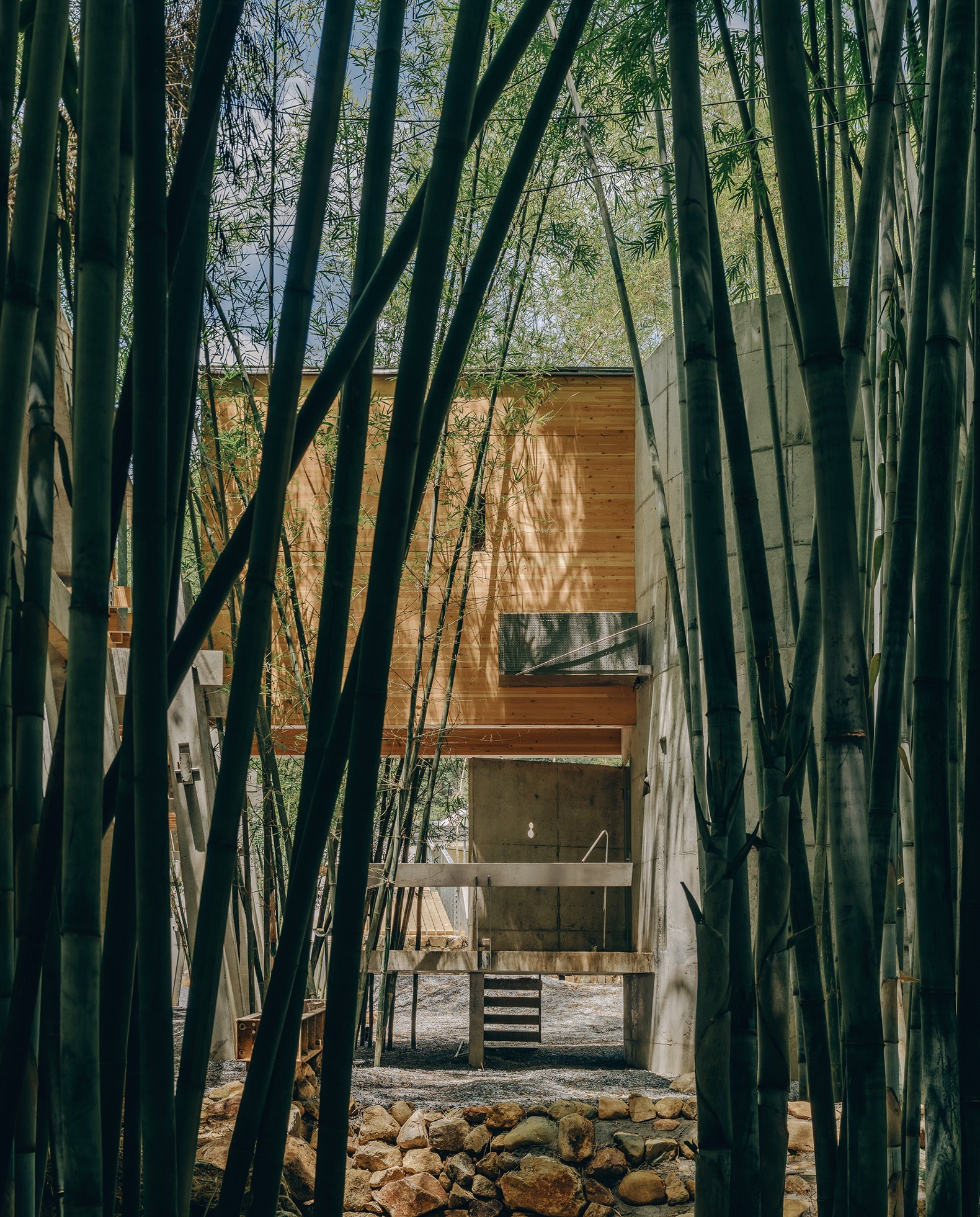 Huizhou Vernacular Historic Bridges Micro-Museum by LUO studio. Photograph by Zhu Yumeng.