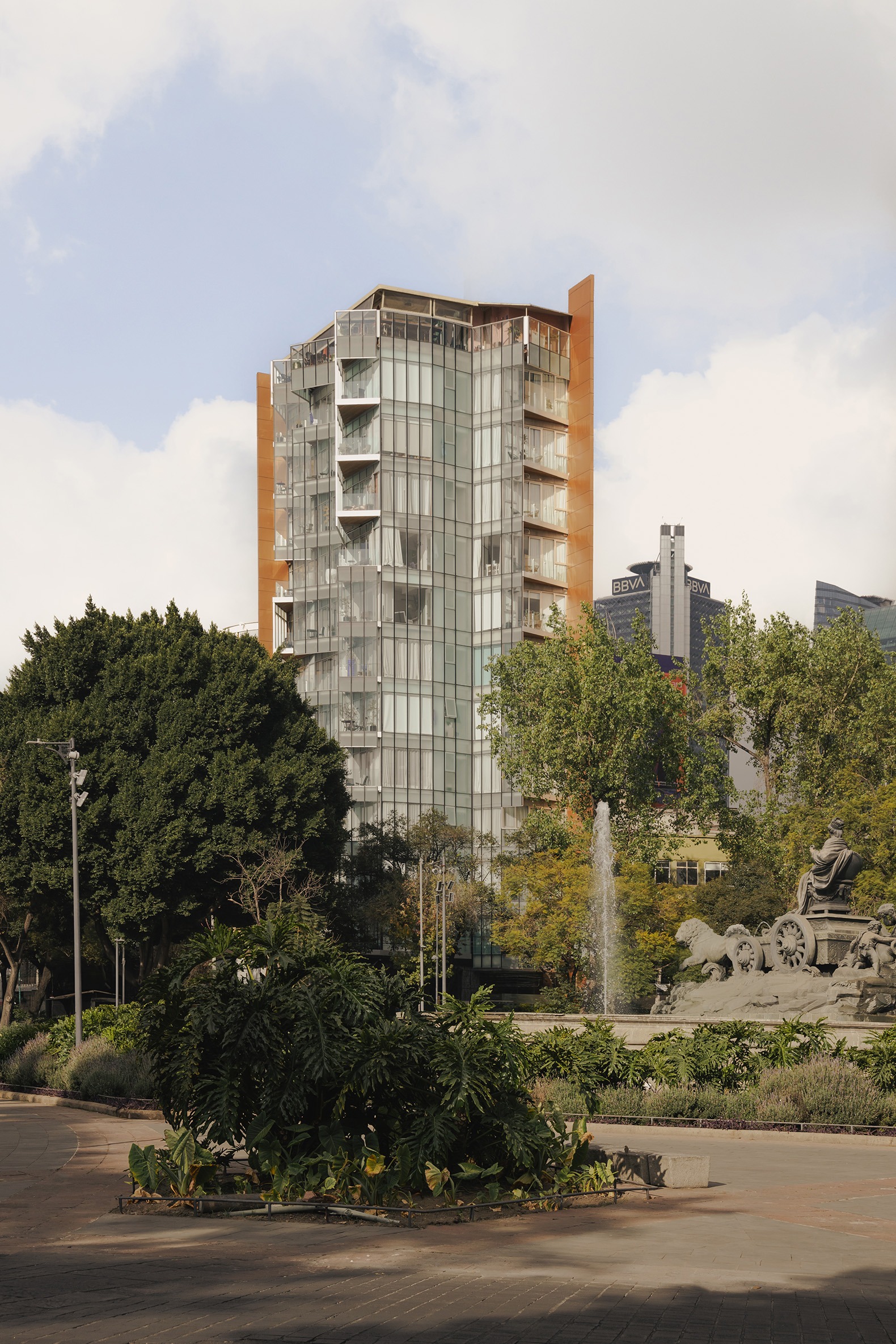 ICON Cibeles by BRAG Arquitectos. Photograph by Zaickz Moz.