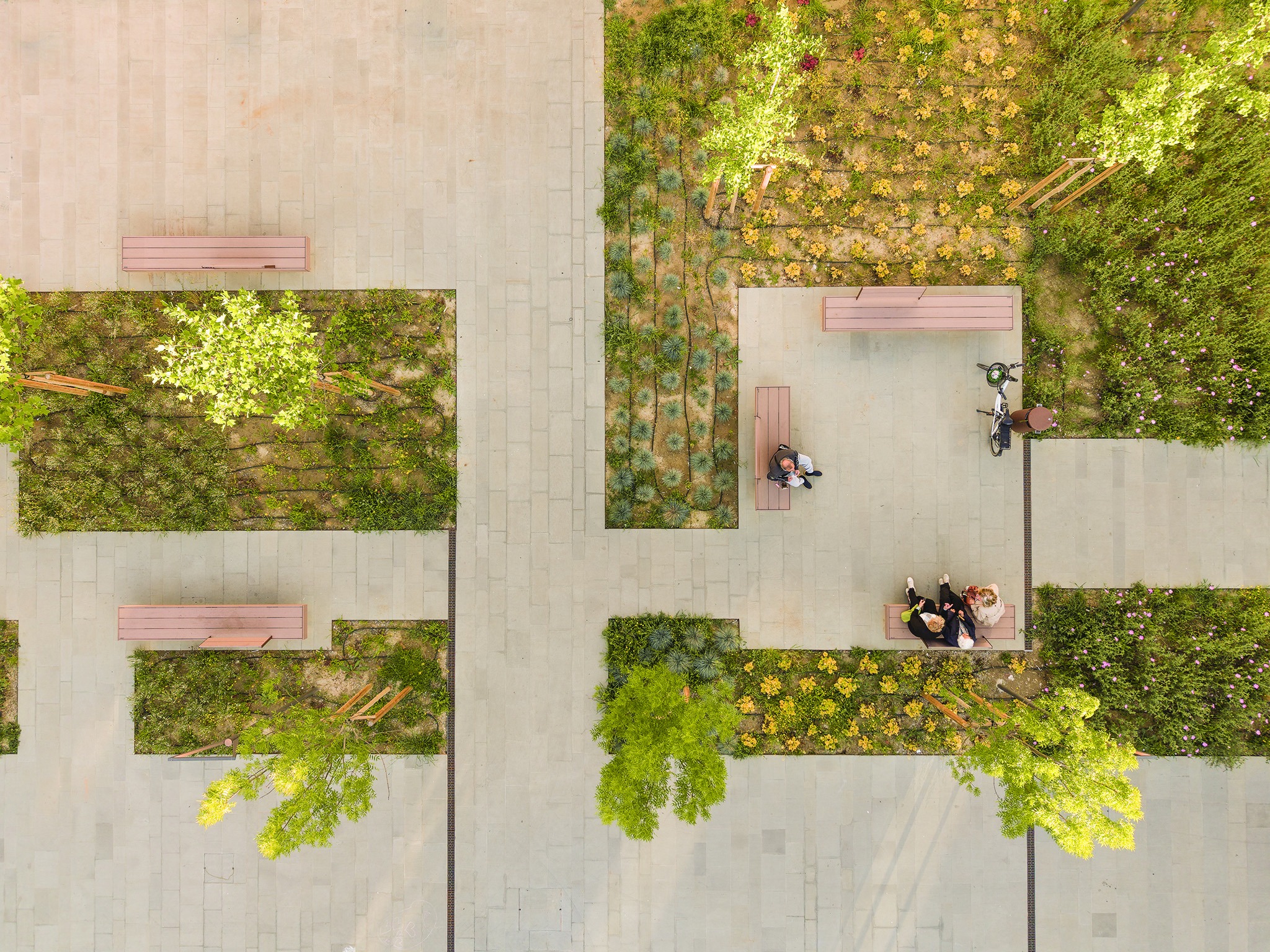 Piazza San Lorenzo in Pistoia by MICROSCAPE. Photograph by Filippo Poli.