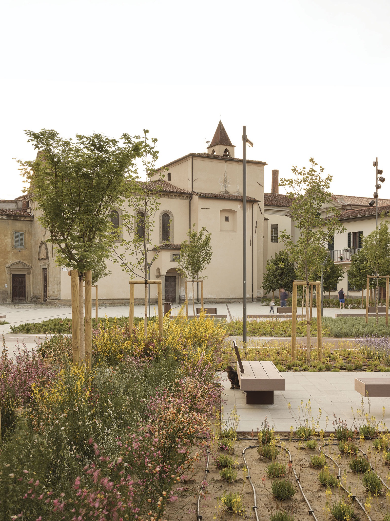 Plaza San Lorenzo en Pistoia por MICROSCAPE. Fotografía por Filippo Poli.