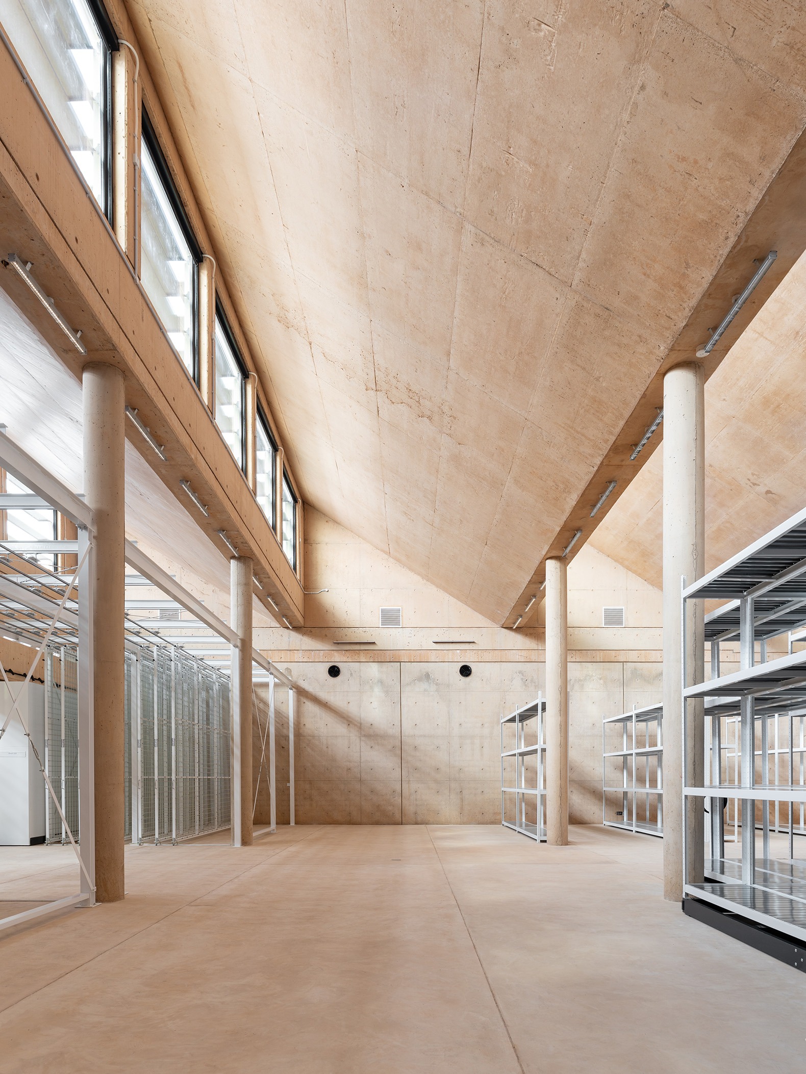 Instituto del Museo de Arte de África Occidental (MOWAA) por Adjaye Associates. Fotografía por Marco Cappelletti.