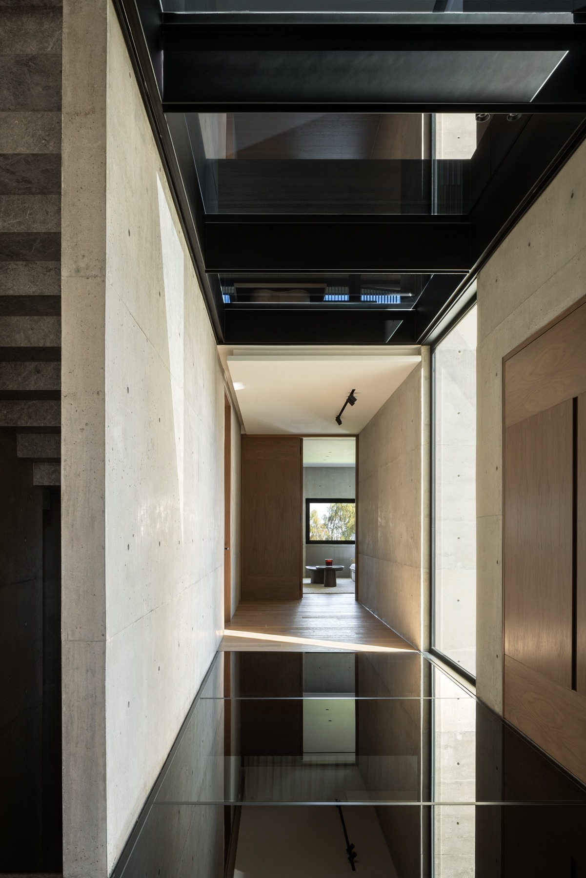 Casa Ailes por Jaime Guzmán Creative Group. Fotografía por Rafael Gamo.
