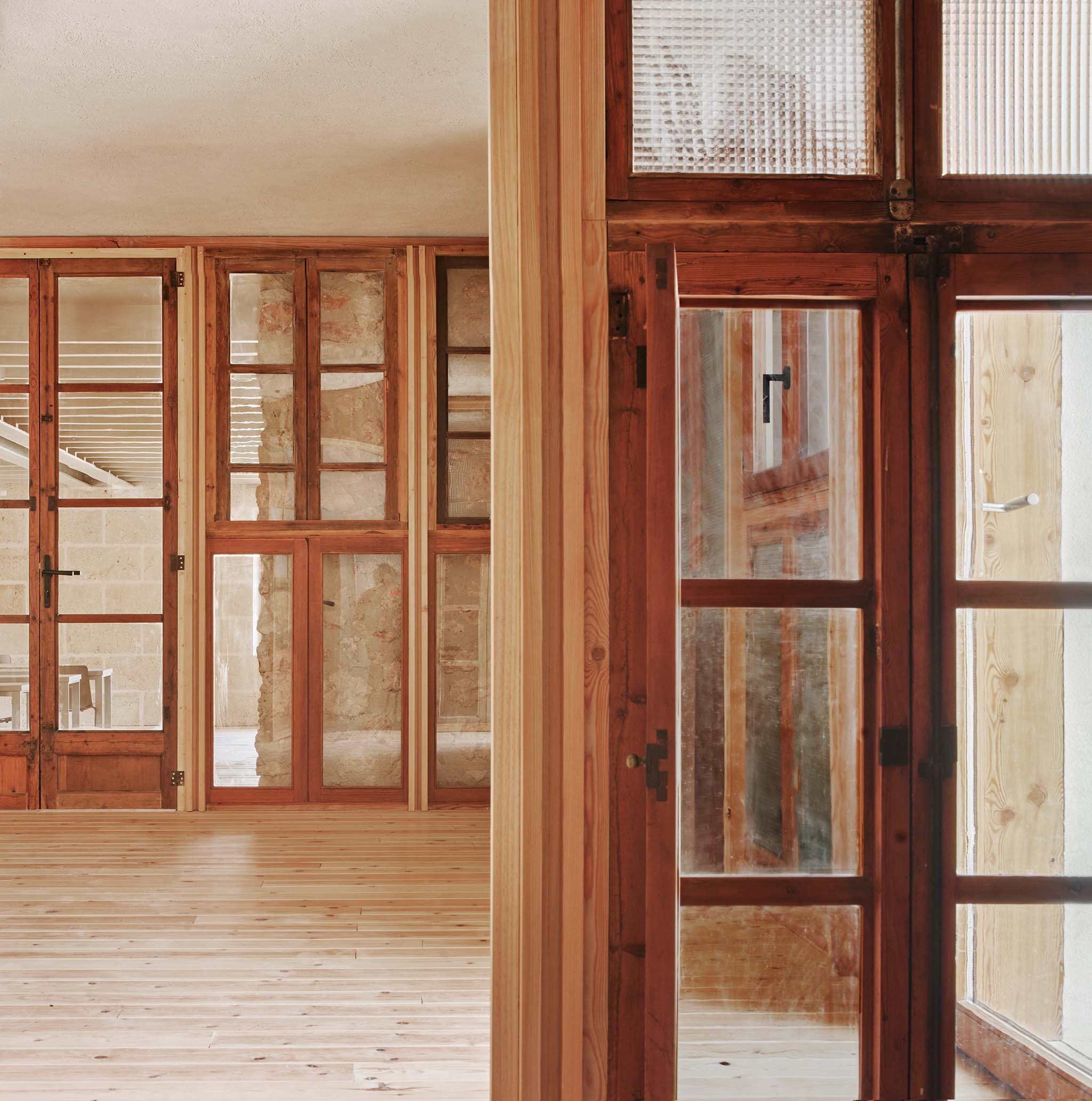 Casa de la Vila Santa Eugenia por Peris Toral + Aulets. Fotografía por José Hevia.