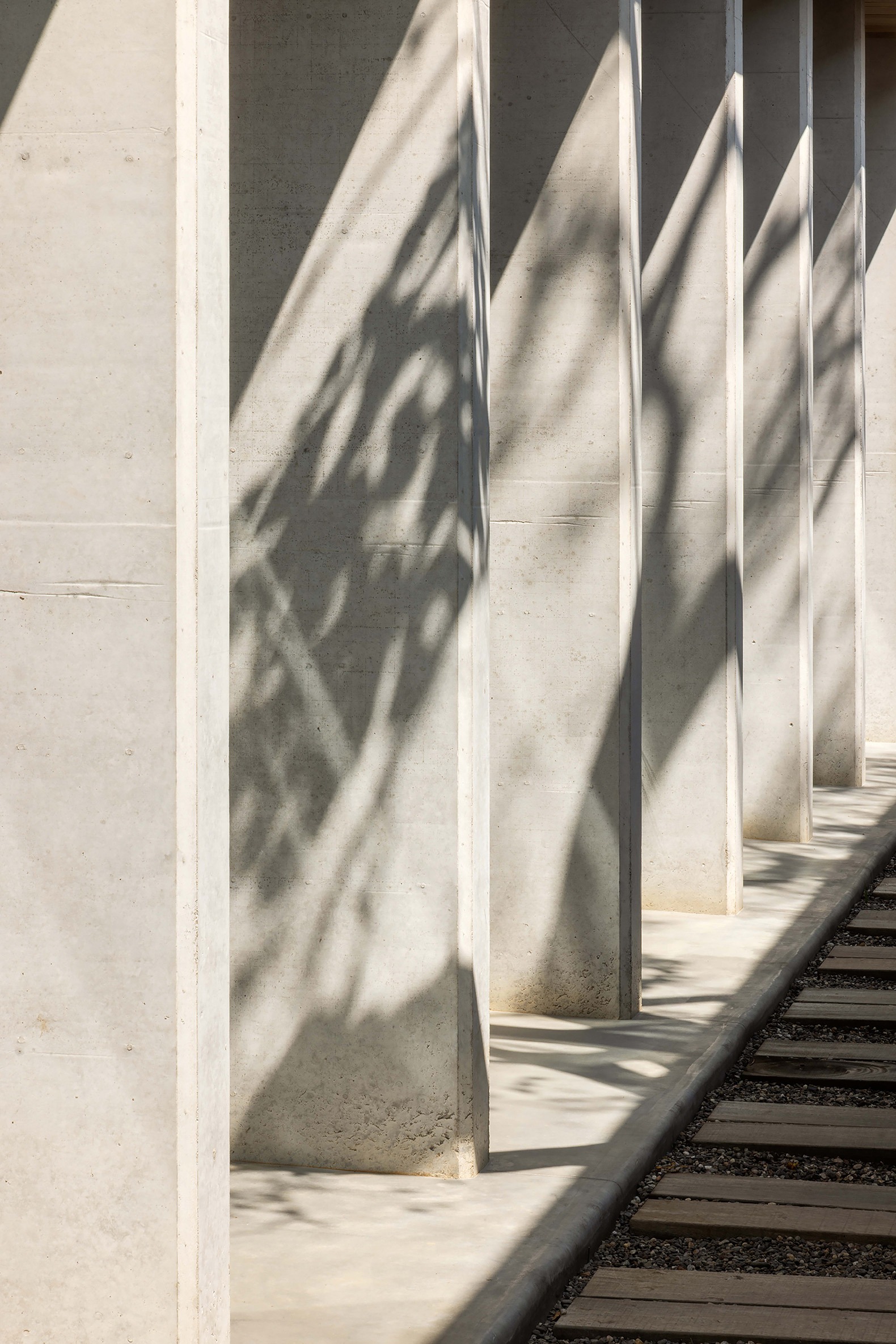 "Cuattro Casa de Café" by Faci Leboreiro. Photograph by Rafael Gamo.