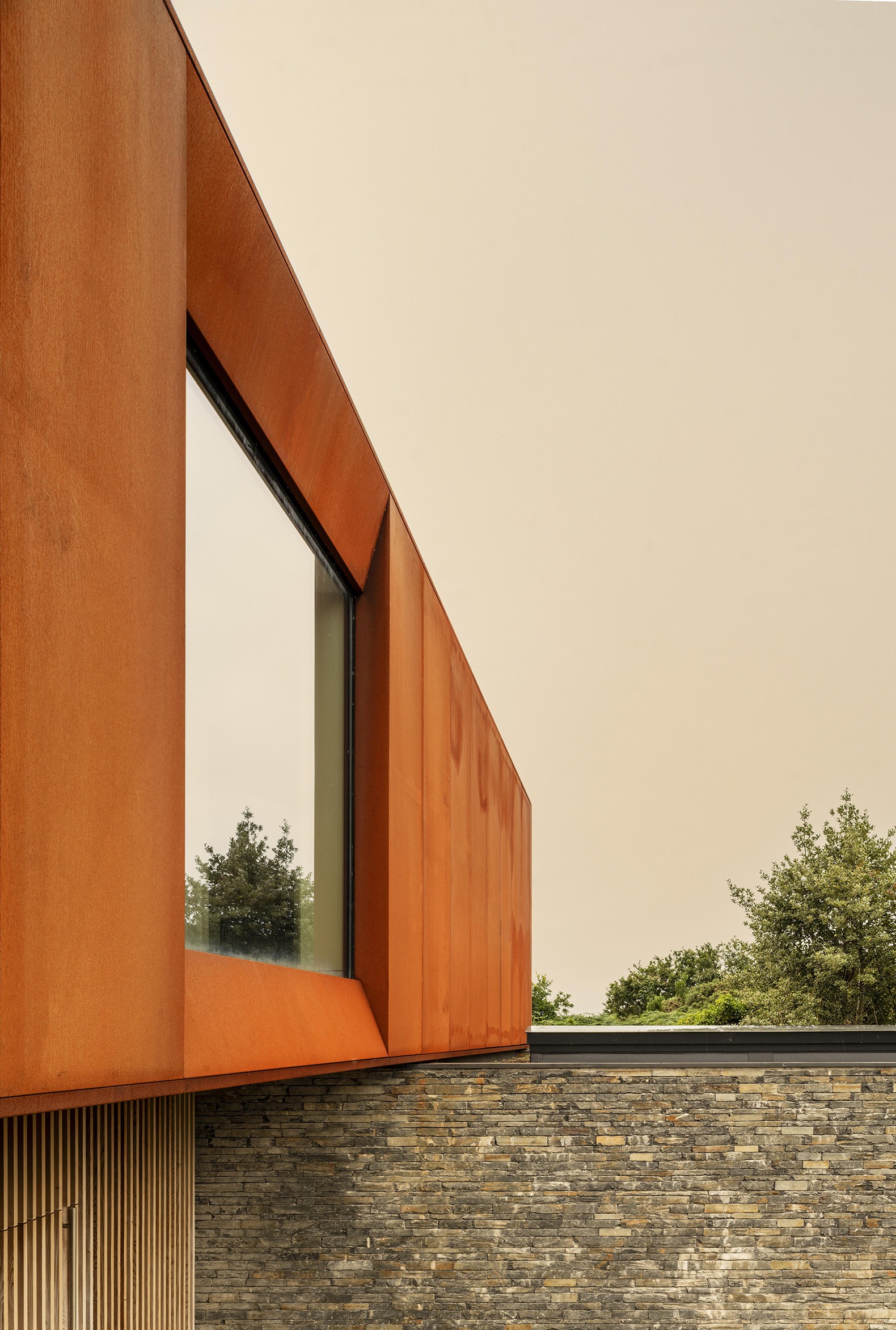 Porthmadog House by Ström Architects. Photograph by James Silverman.