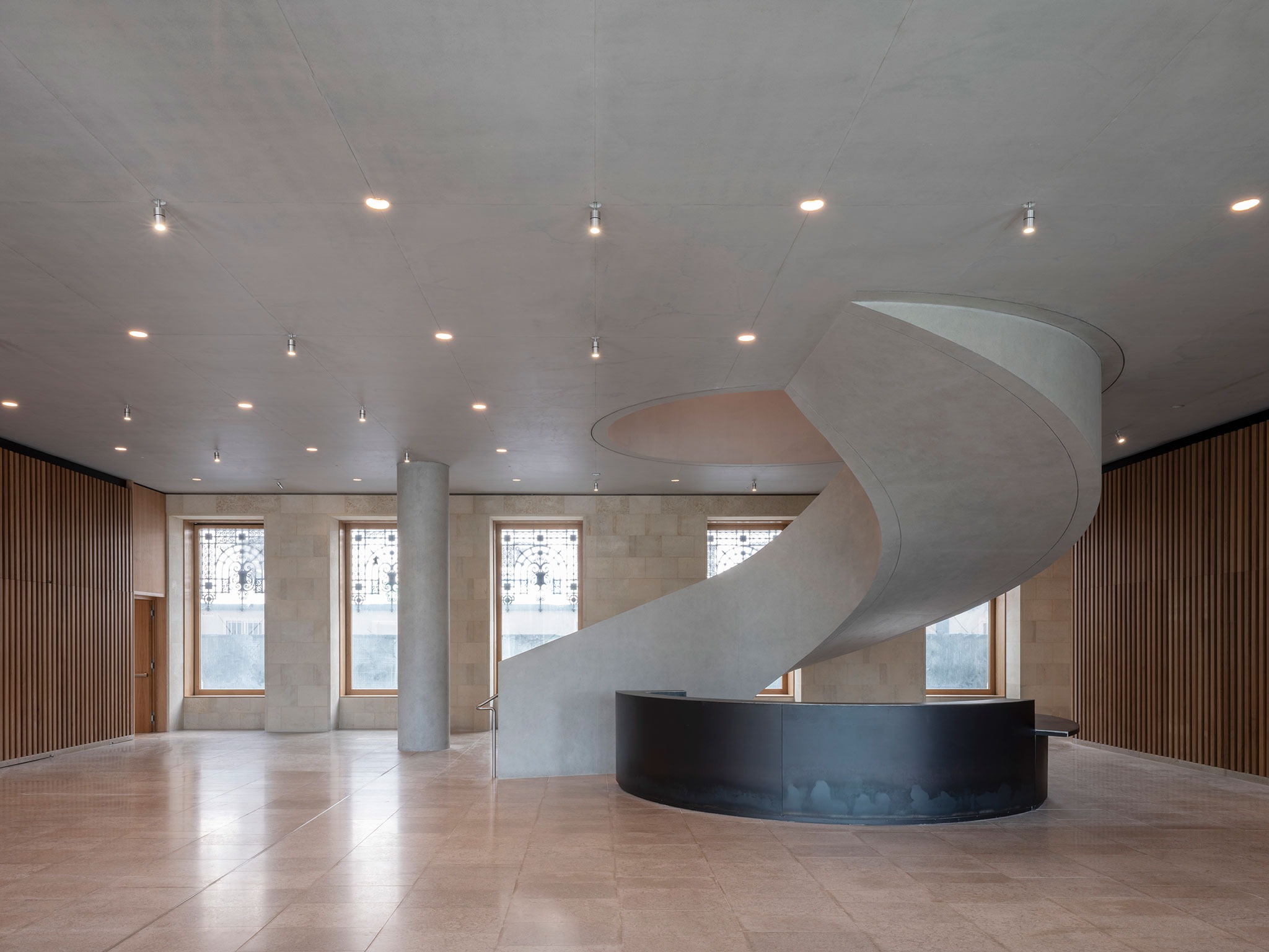 Vista del interior. «Faro Santander» por David Chipperfield. Fotografía por Juan Baraja.