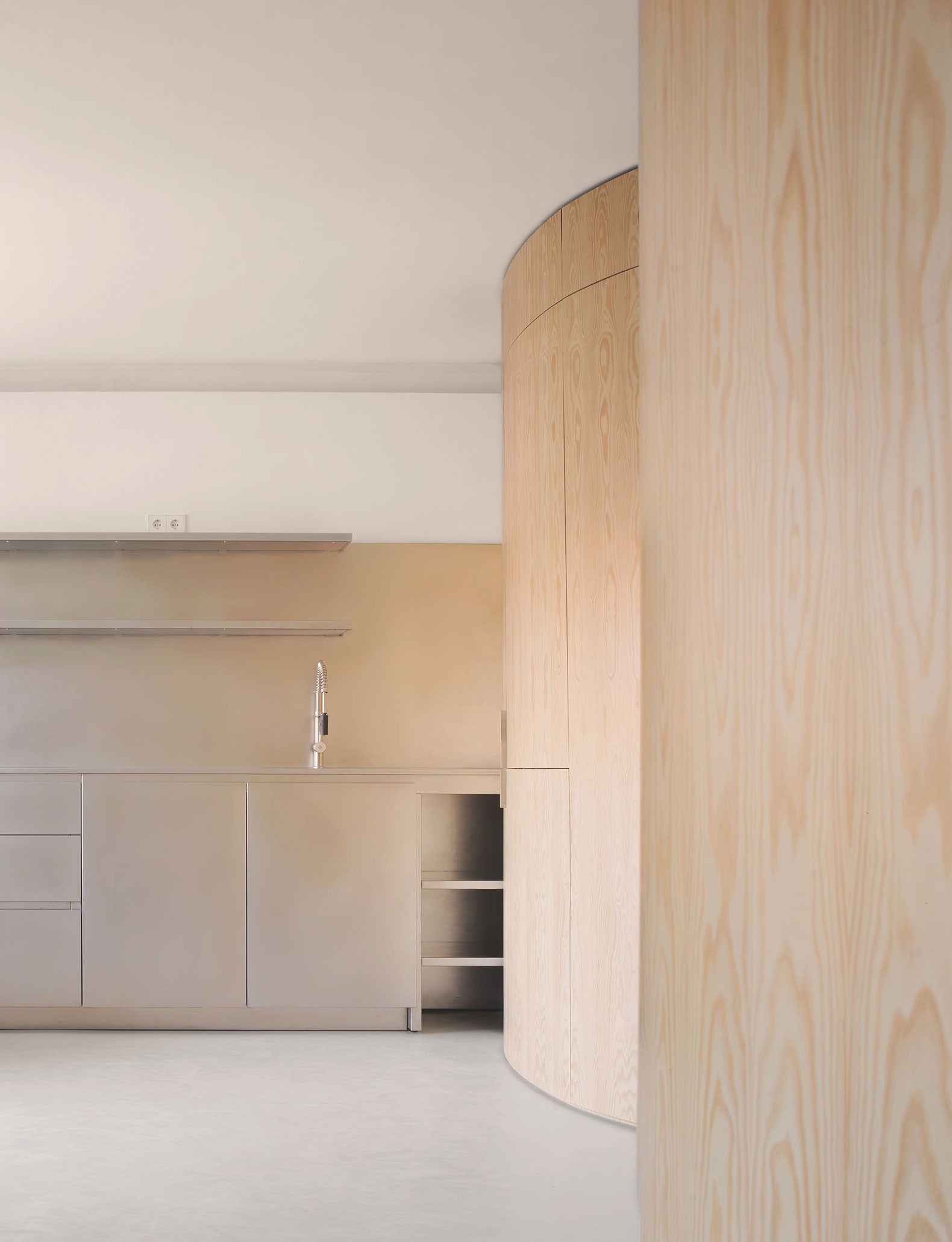Argumosa Housing Renovation by MAIO Architects. Photograph by José Hevia.