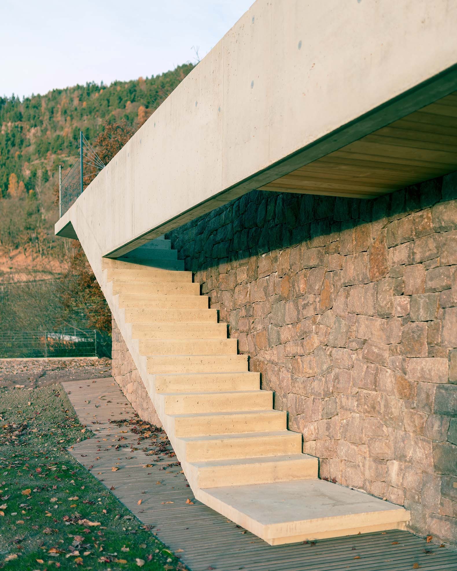 Casa Conte por Messner Architects. Fotografía por Karina Castro.