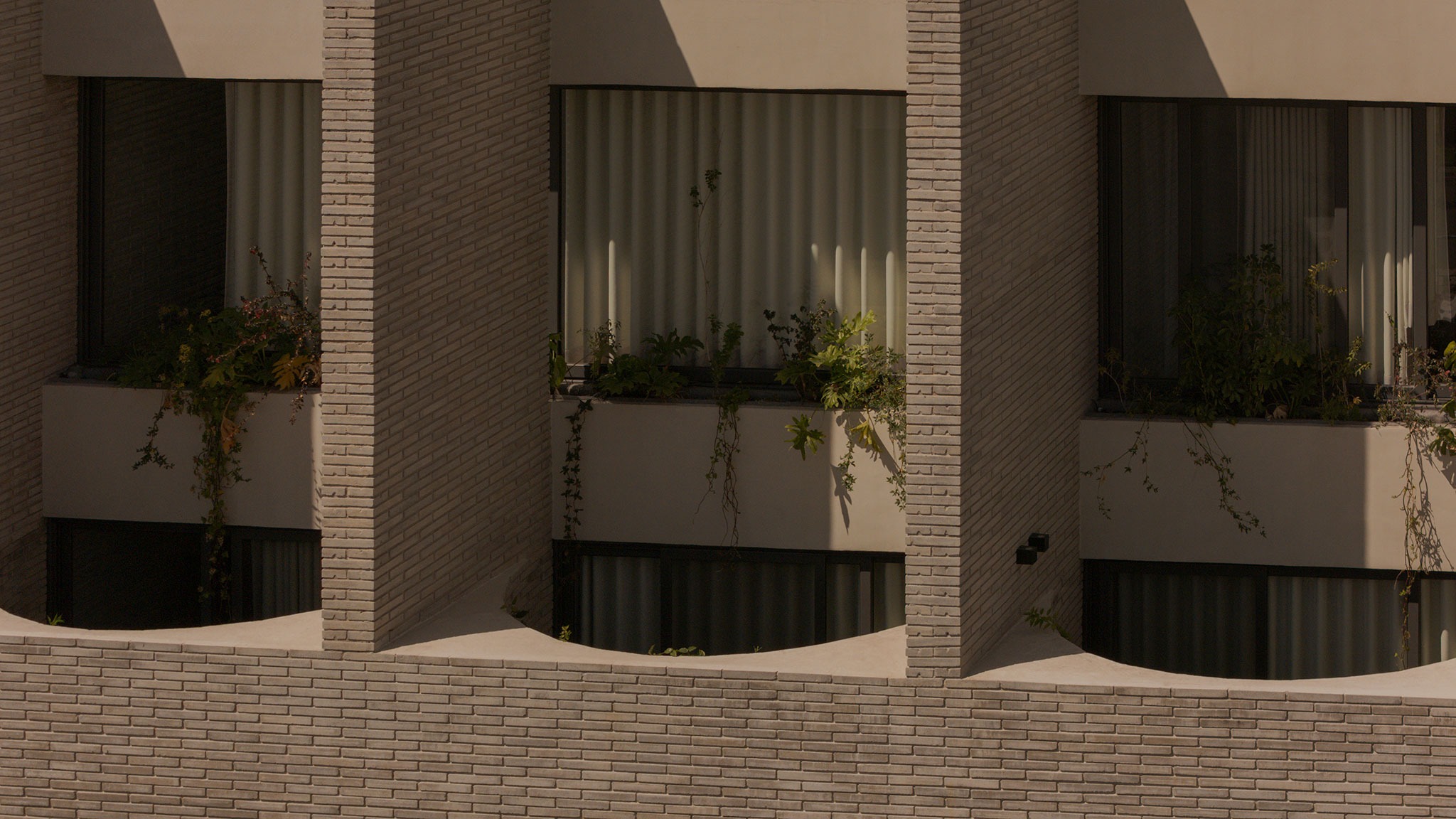 "Casa Refugio" by Taller Segovia Molina. Photograph by Zaickz.