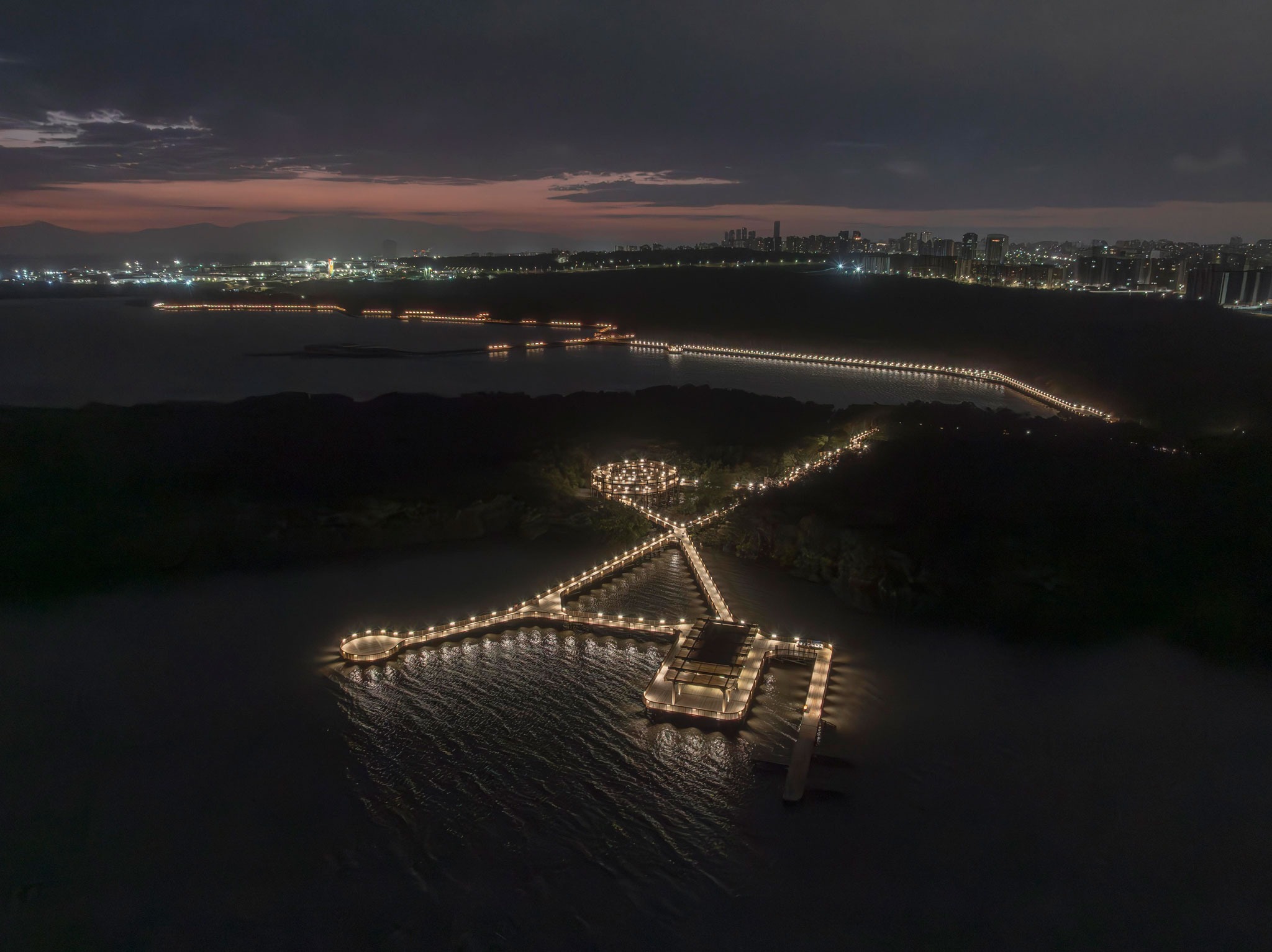 Ecoparque Ciénaga de Mallorquín por DEB Architecture + El Equipo Mazzanti. Fotografía por Alejandro Arango 