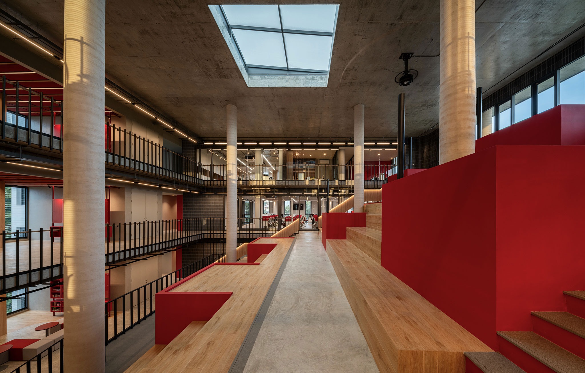 "NICE CALL (NCP)" by Junsekino Architect and Design. Photograph by DOF SkyGround.