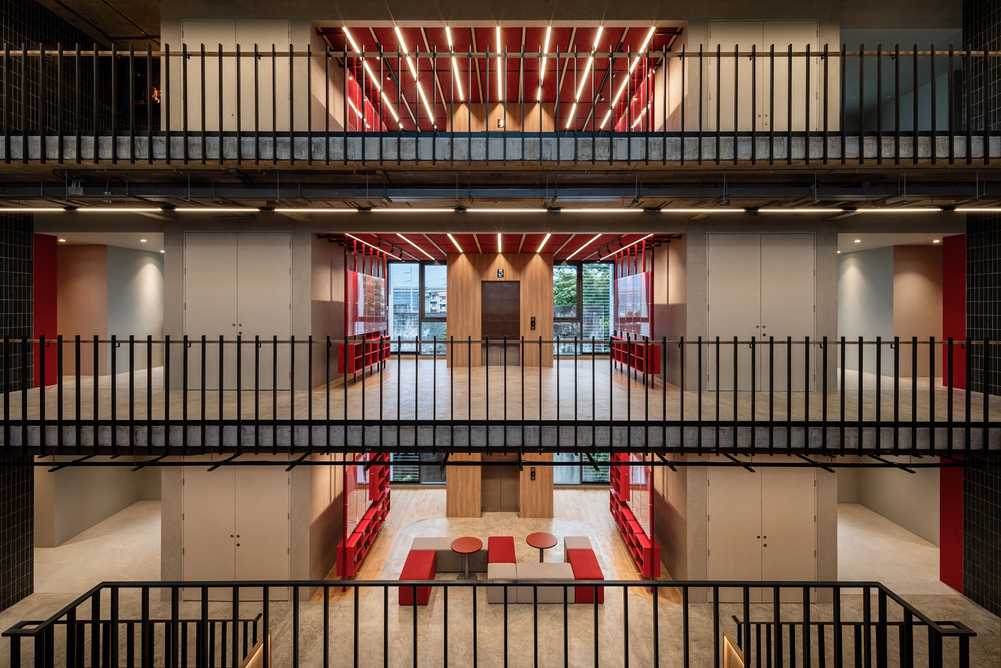 "NICE CALL (NCP)" by Junsekino Architect and Design. Photograph by DOF SkyGround.